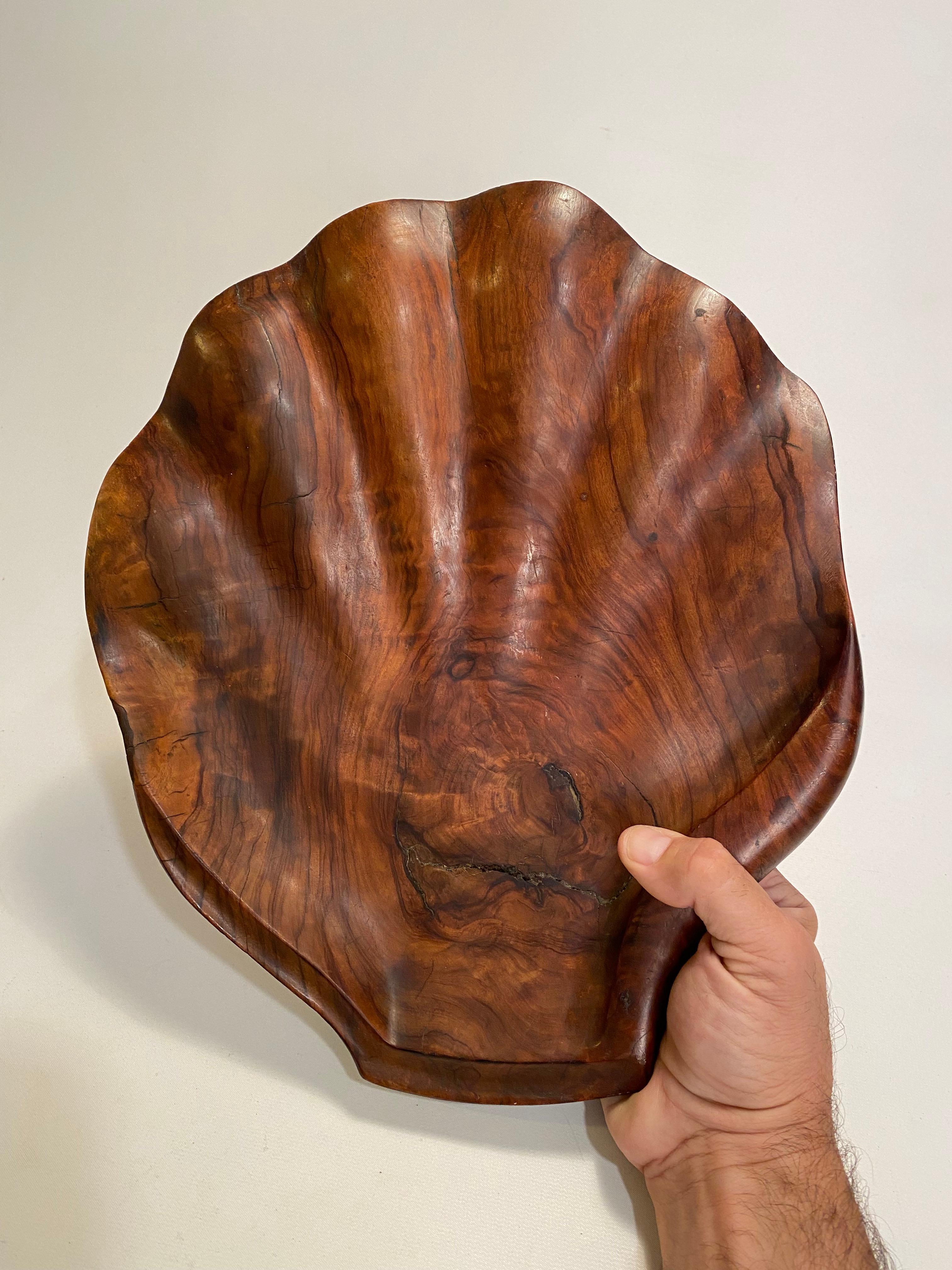 Mid-Century Modern Dan Harner Scallop Shell Carved Wood Catch All For Sale