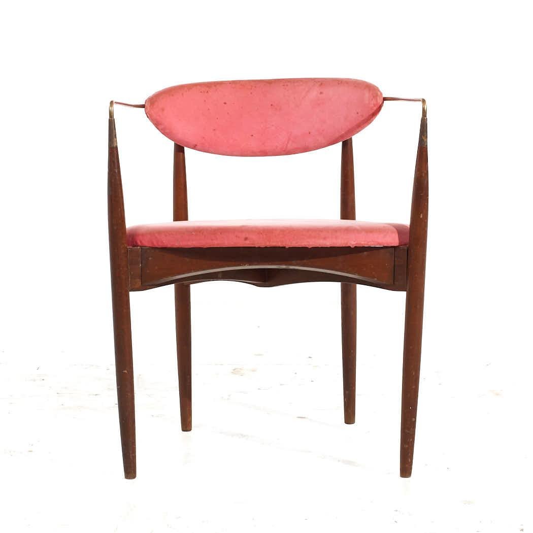 Dan Johnson for Selig Mid Century Brass and Walnut Viscount Chairs - Pair In Good Condition For Sale In Countryside, IL