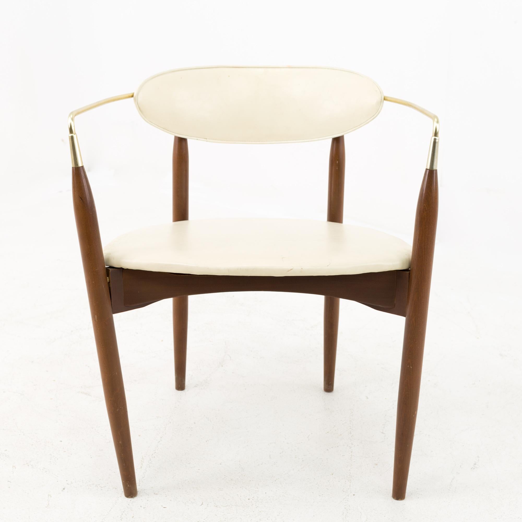 Dan Johnson for Selig Viscount Midcentury Walnut and Brass Dining Chairs, Pair In Good Condition In Countryside, IL