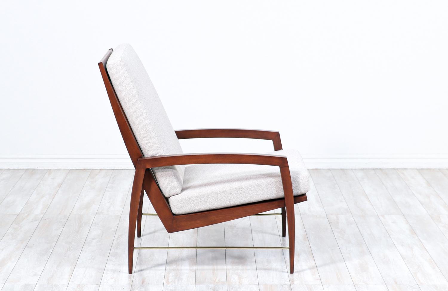 Mid-Century Modern Dan Johnson fauteuil de salon à haut dossier avec accents en laiton pour Selig