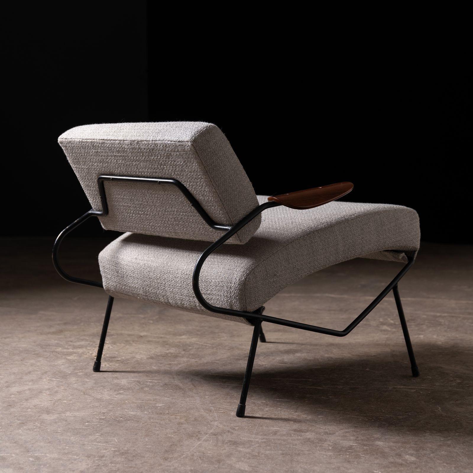 Mid-Century Modern Dan Johnson Iron Lounge Chair with Bent Walnut Plywood Armrest For Sale