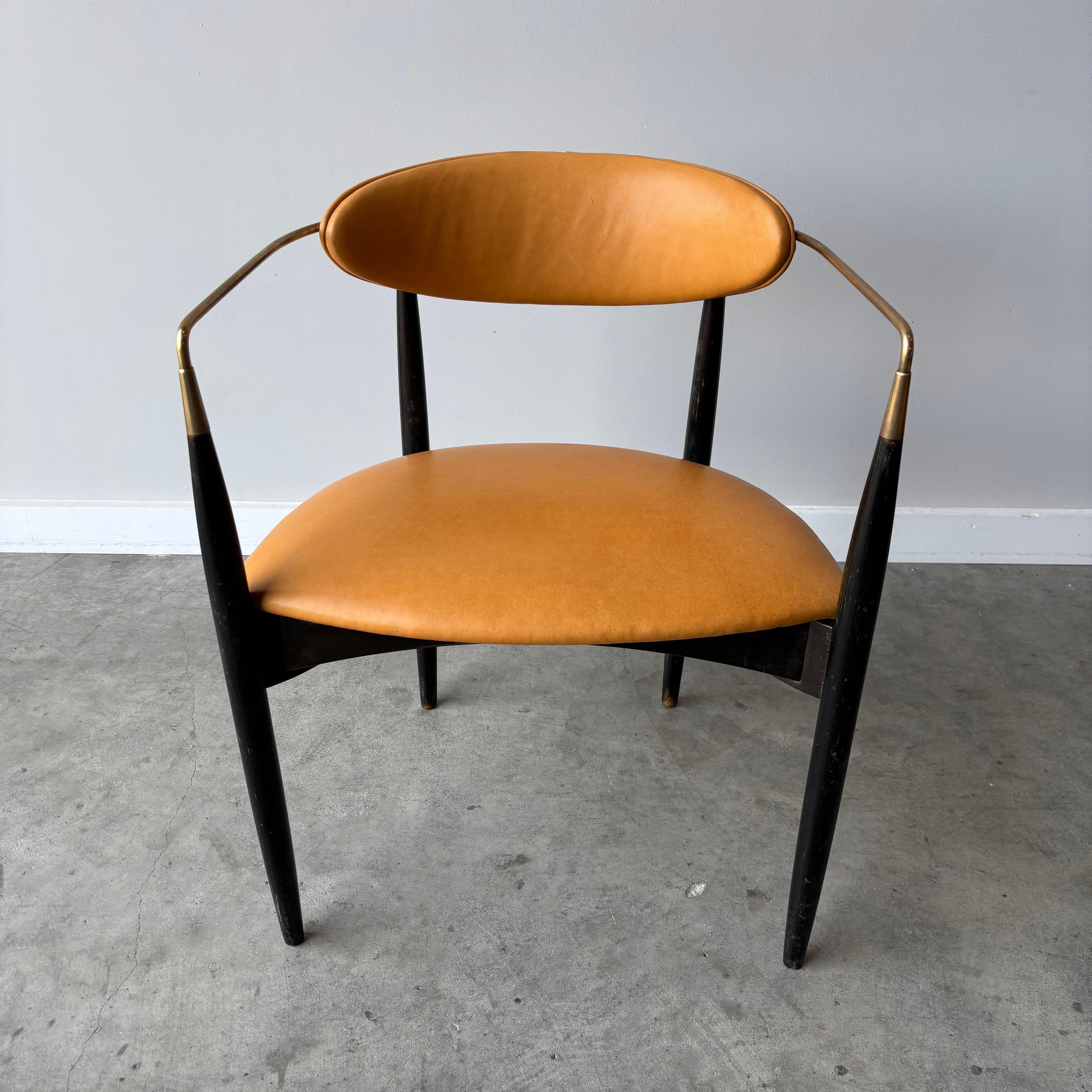 Mid-Century Modern Chaise Dan Johnson Viscount en vente