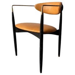 Dan Johnson Viscount Chair