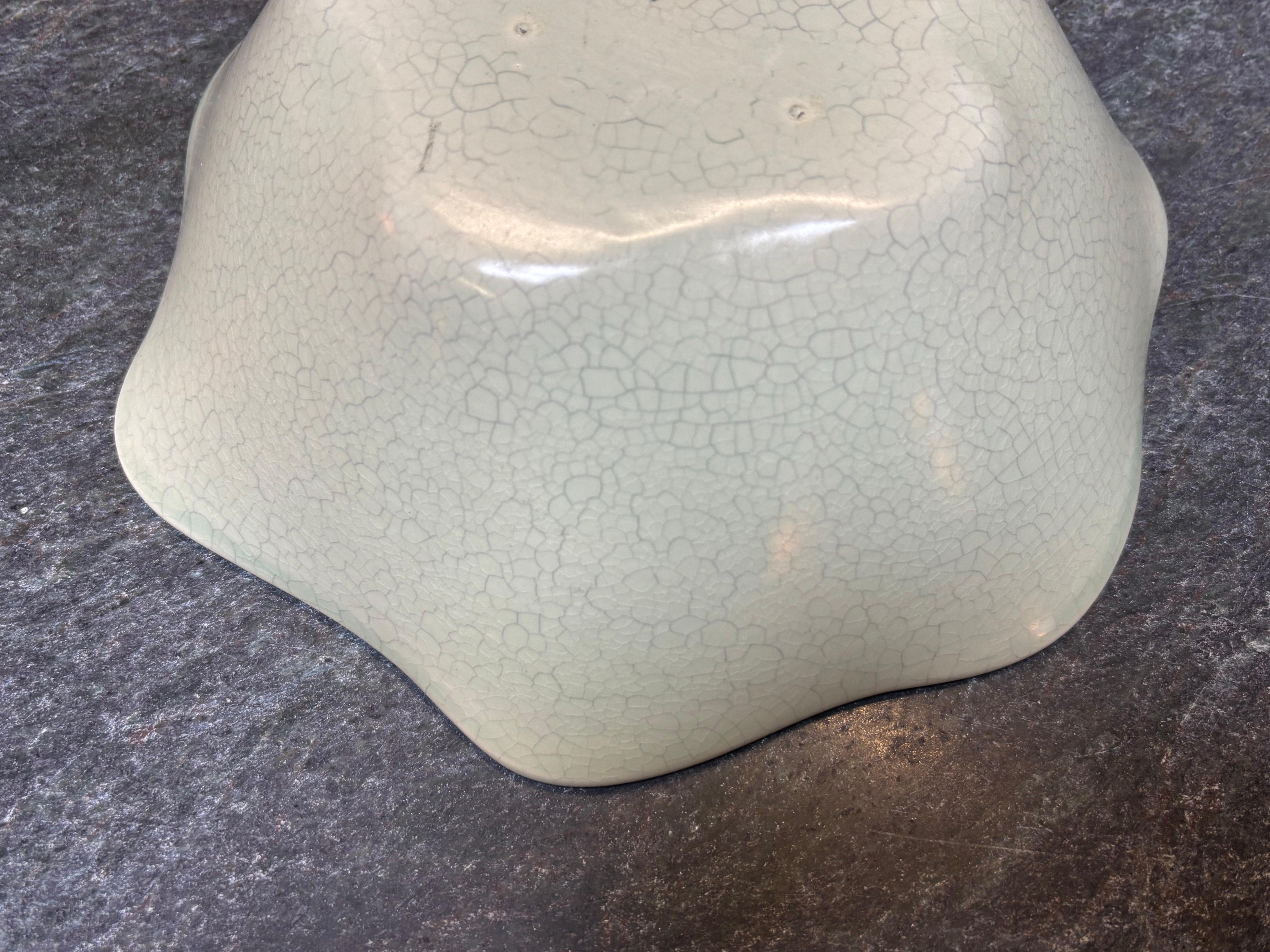 Moderne Bol à glaçure craquelée de couleur bleu/vert de Dan Levy en vente