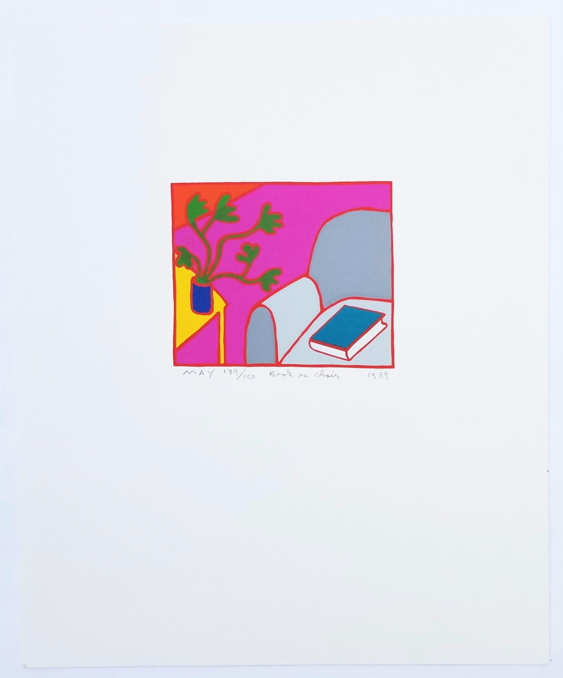 Buch auf Stuhl /// Zeitgenössischer Pop Art Siebdruck Innenraum Blumen Bunt  (Violett), Interior Print, von Dan May
