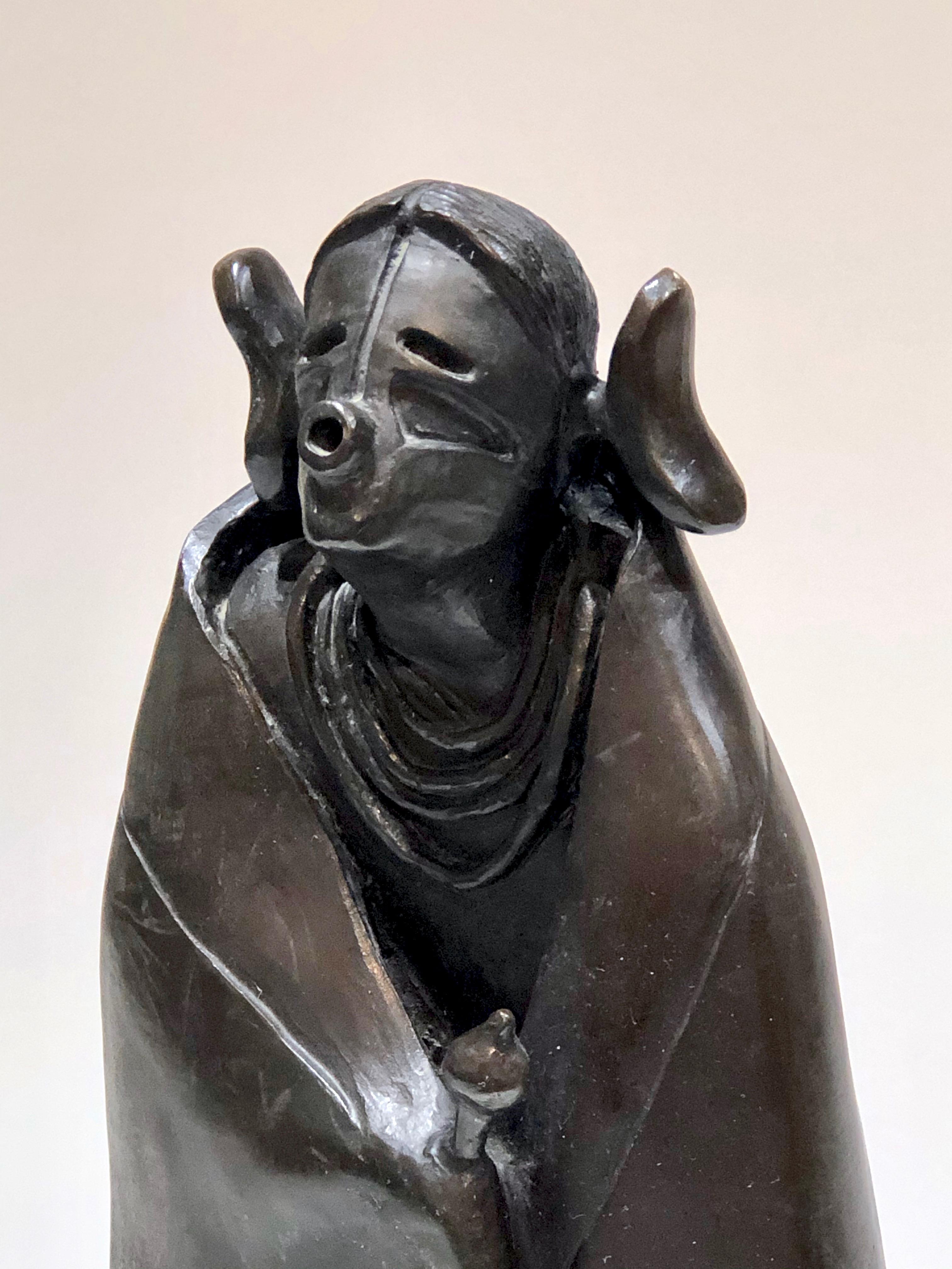 Kachina Morning de Dan Namingha, sculpture en bronze, kachina, femme, Hopi, marron en vente 2