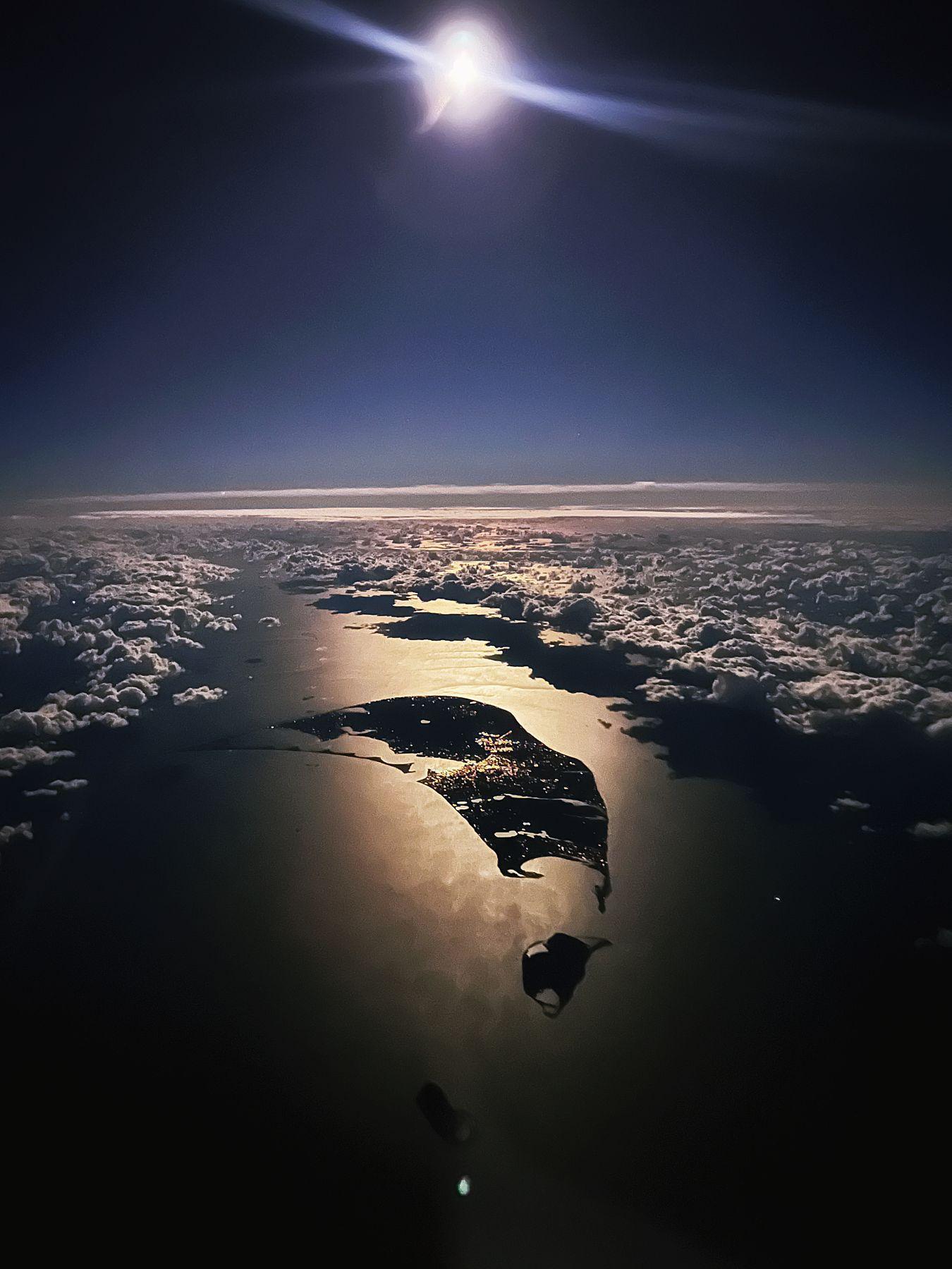 Dan Oberlander Landscape Photograph - Happy Space (Color)