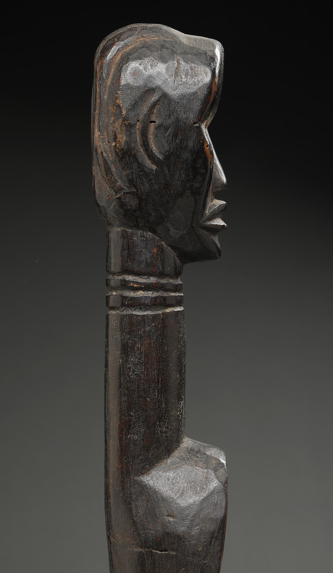 Dan Prestige Wood Feast Ladle with Head, Ivory Coast, West Africa on custom base For Sale 3