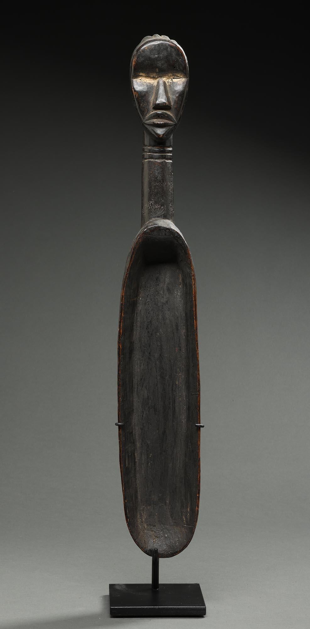 Tribal Dan Prestige Wood Feast Ladle with Head, Ivory Coast, West Africa on custom base For Sale
