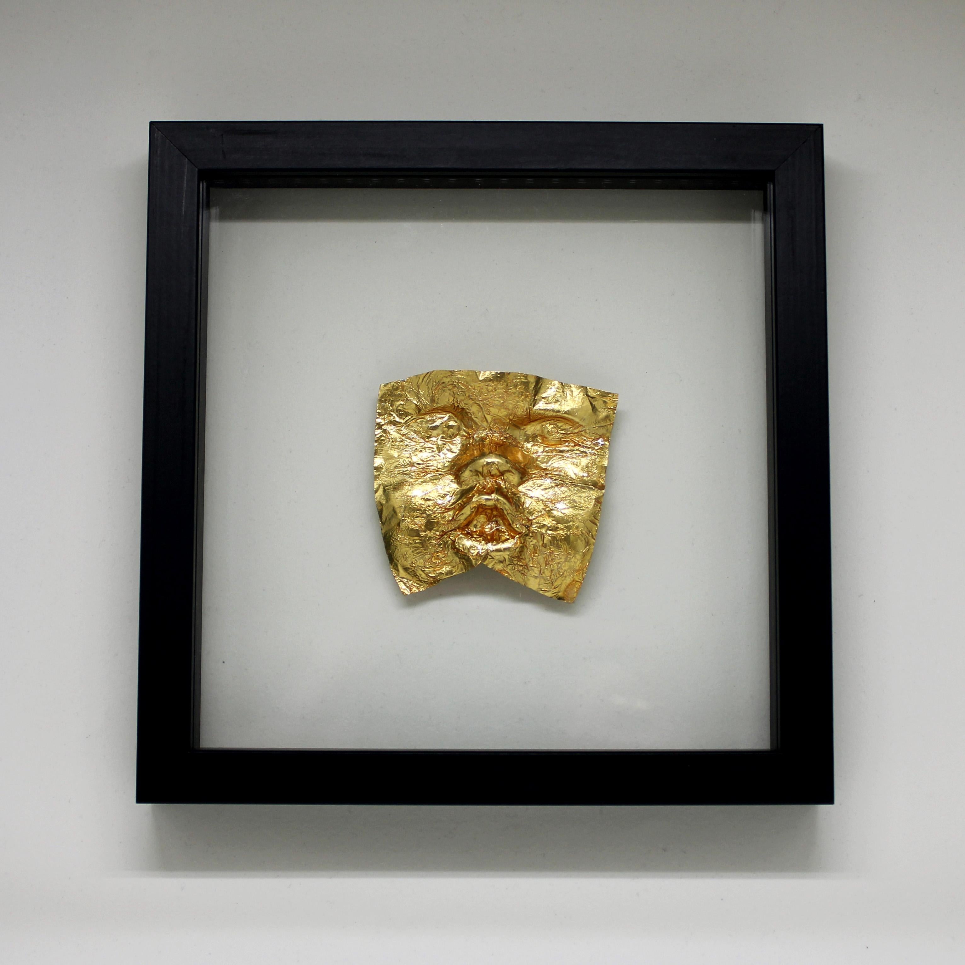 Based on her breathtaking golden faces chandelier made for the Tel Aviv 2020 Biennale, Dana Bloom is now offering a limited edition of framed figures. Just like the human face, each art piece is unique & one of a kind. Each work is made to order and