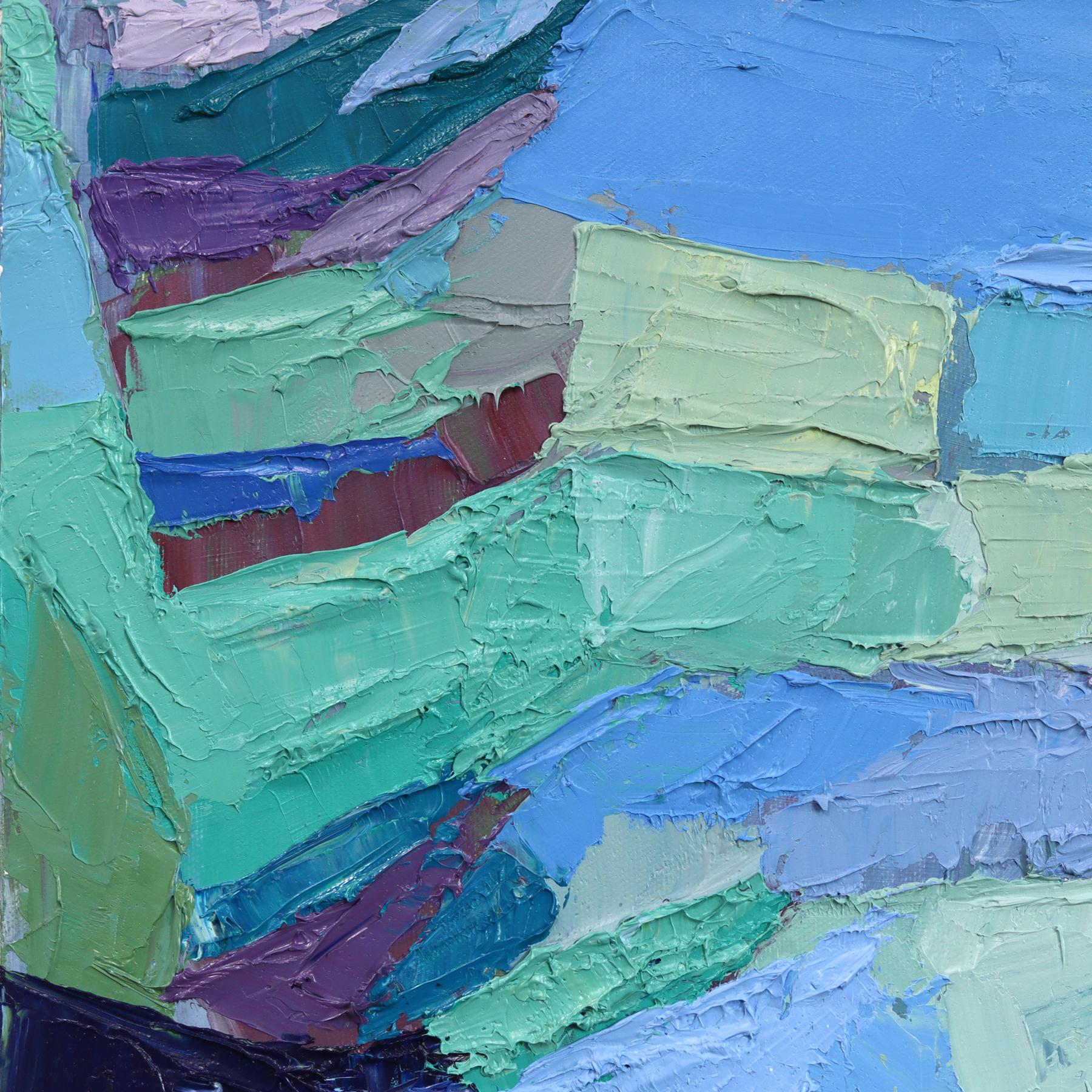 Mit einer pastosen, malerischen Technik schafft Dana Cowie kubistisch inspirierte Bauernhof- und Landschaften. Durch die Arbeit mit kontrollierten Farbschemata erscheinen ihre Kunstwerke aus der Nähe abstrakt und werden gegenständlicher, wenn der