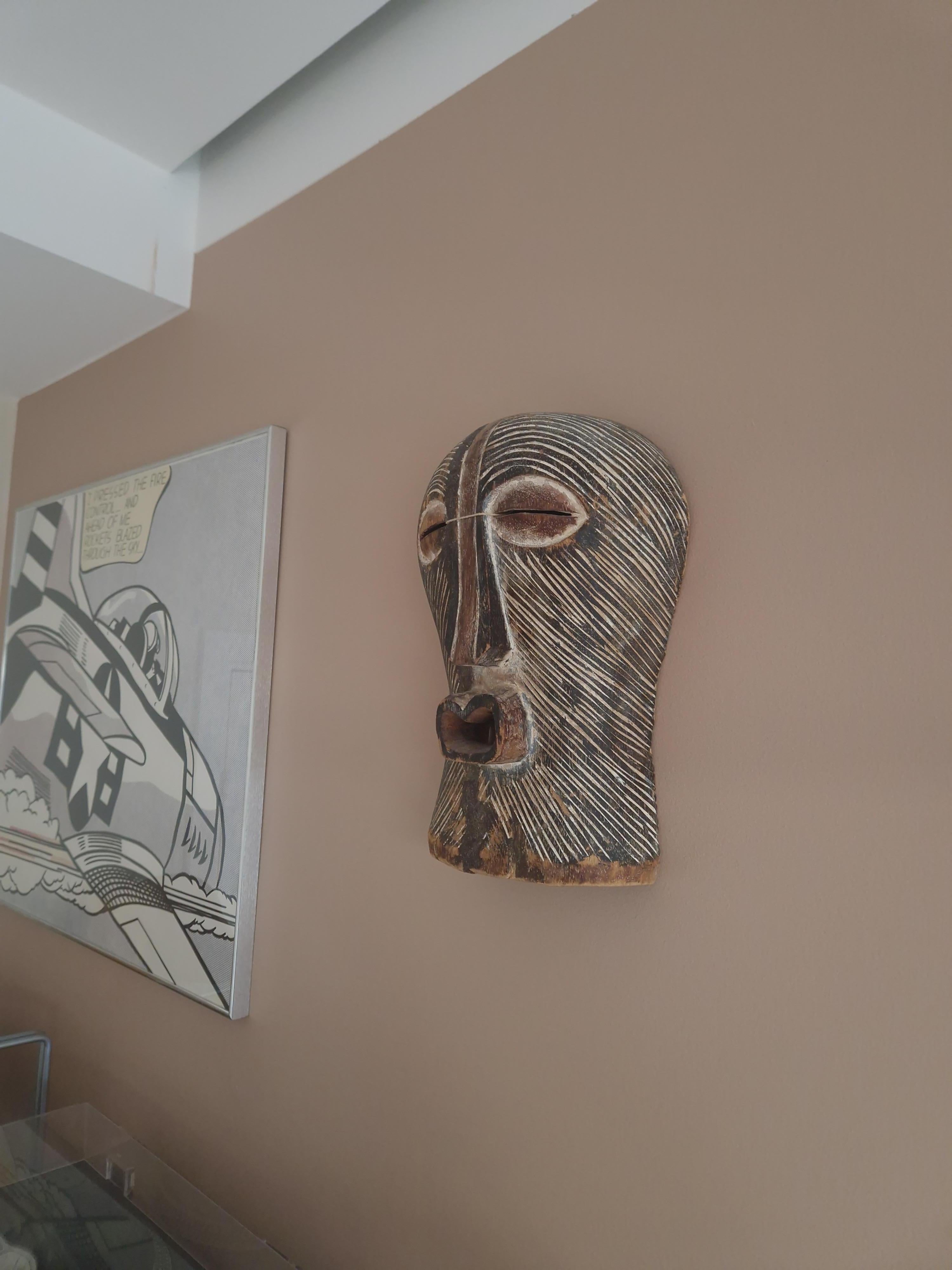 Masque de danse Kifwebe, Songye, Congo Bon état - En vente à Stockholm, SE