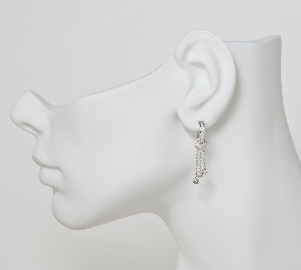 Round Cut Dancer Chandelier White Diamond Earrings For Sale
