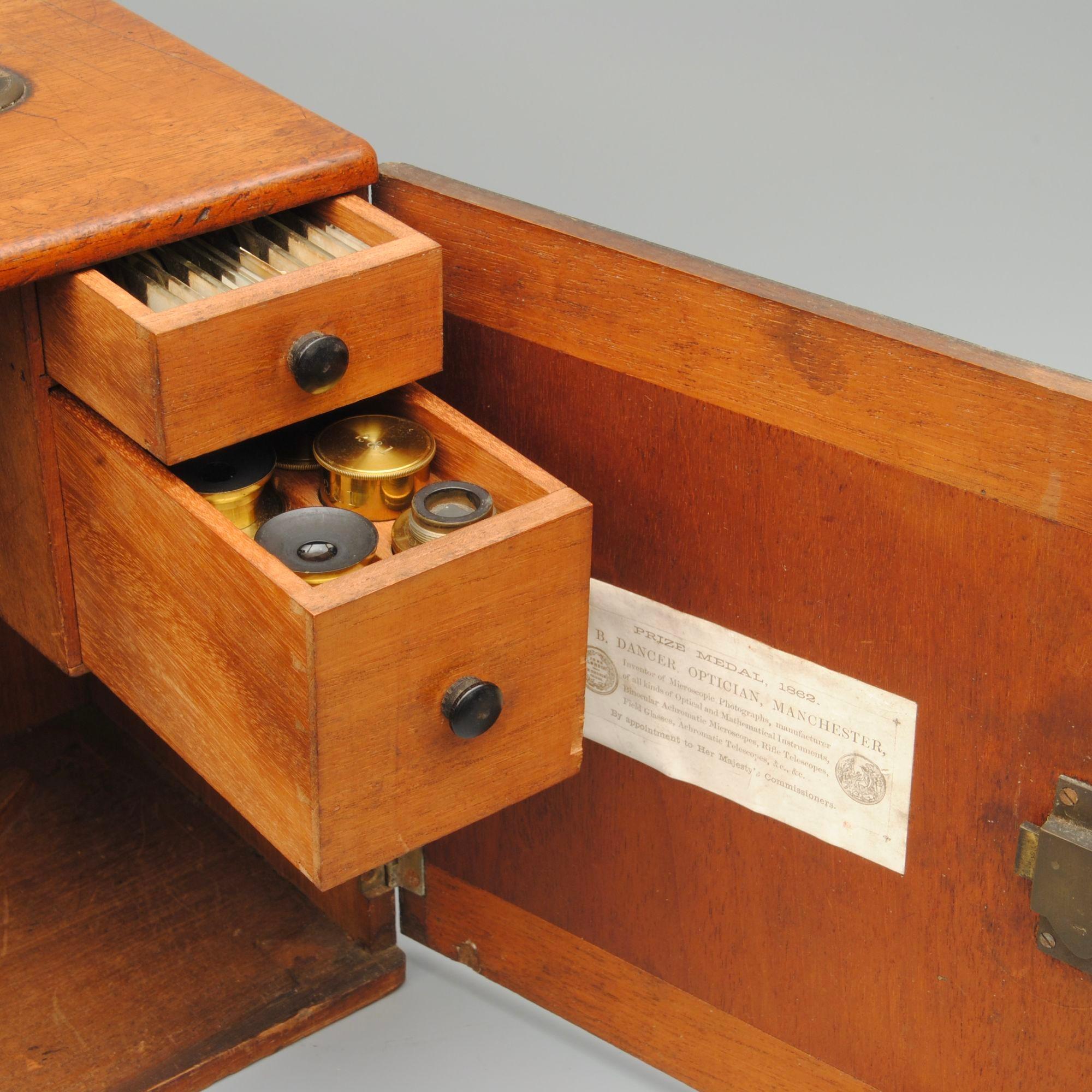Brass Dancer Field Microscope in Fine Condition For Sale