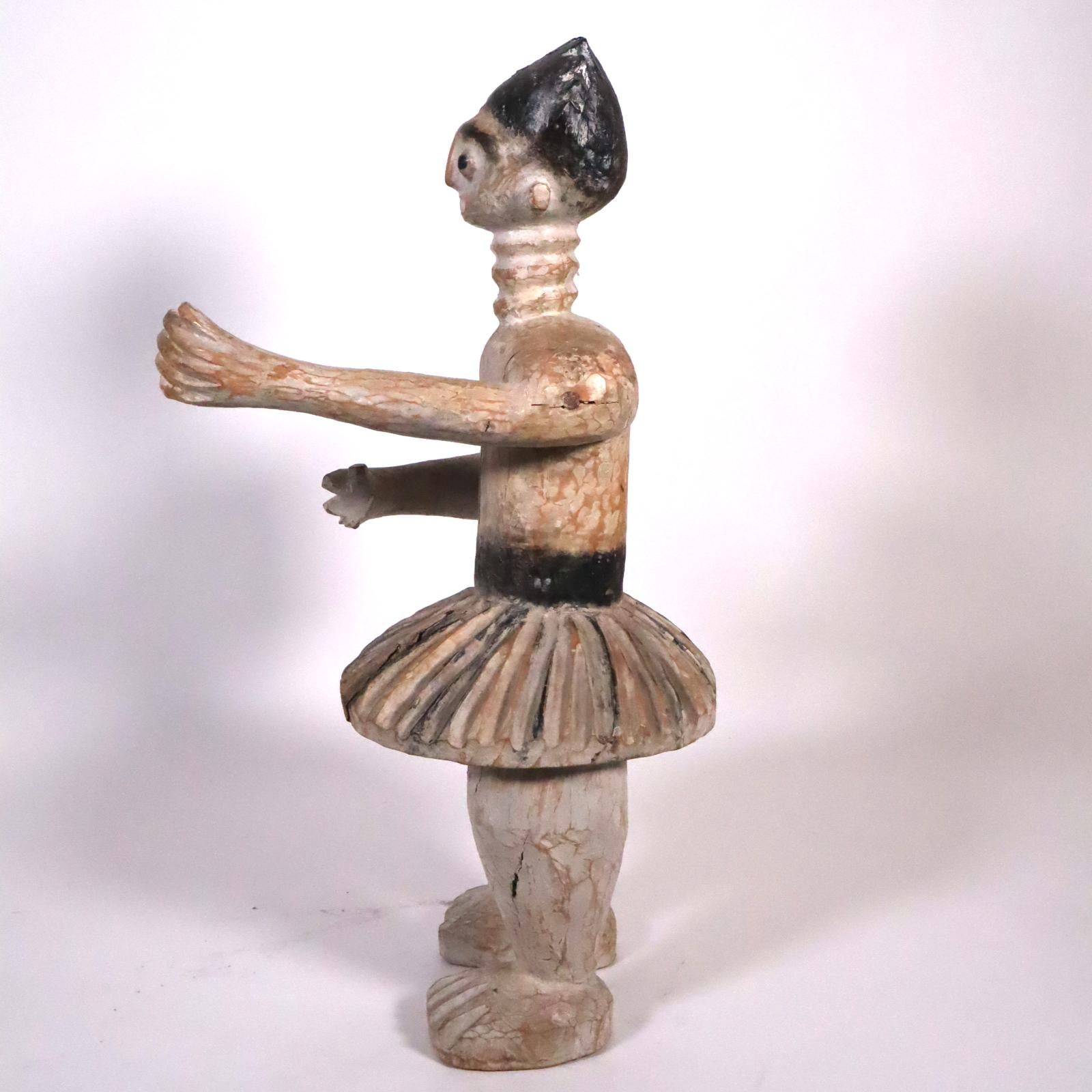 Dancer from a Drum Ensemble Akan Fante Ghana West African Art In Good Condition For Sale In Santa Fe, NM