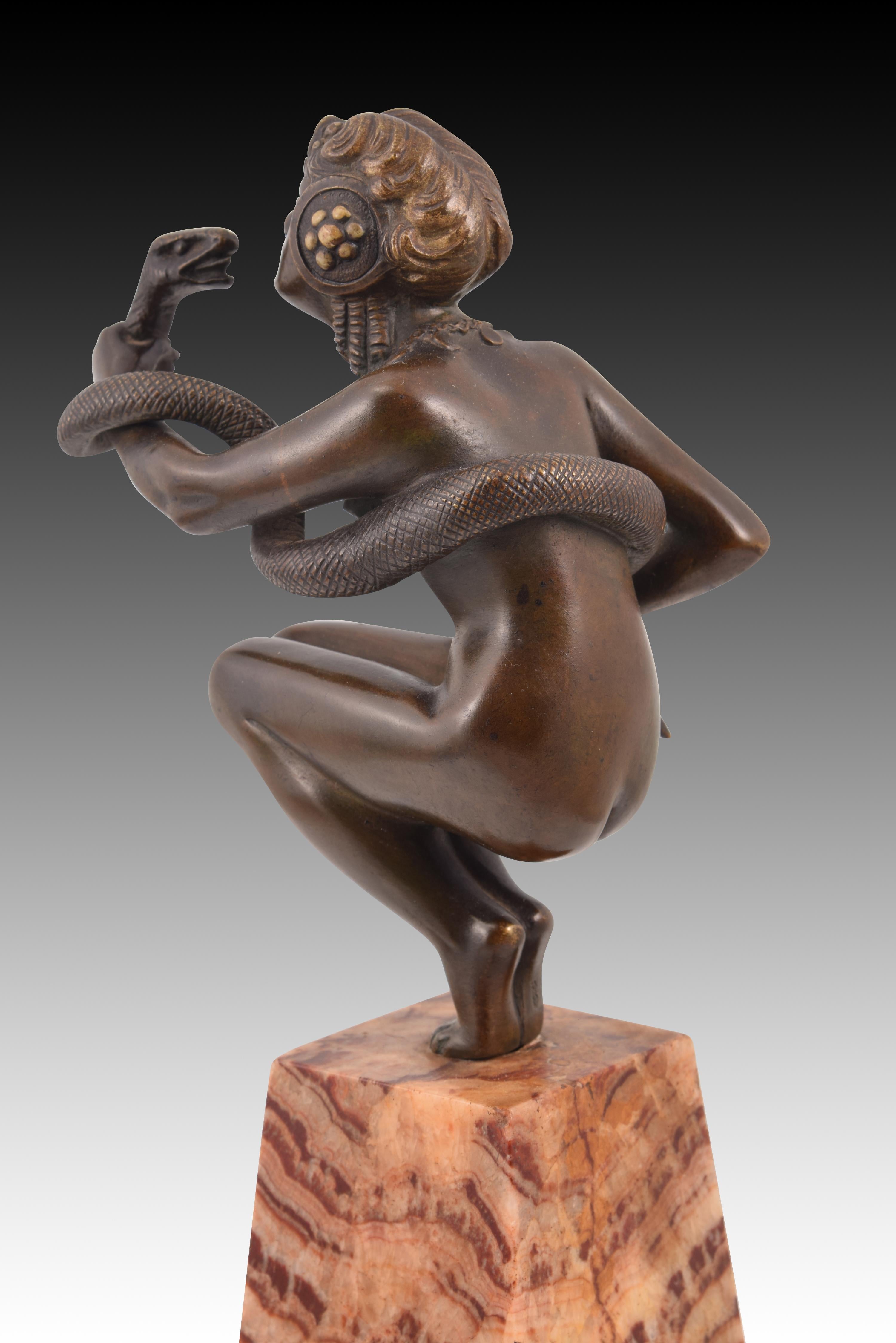 Européen Danseuse avec un serpent ou Cléopâtre. Bronze, marbre. DEVENET, Claude-Marie en vente