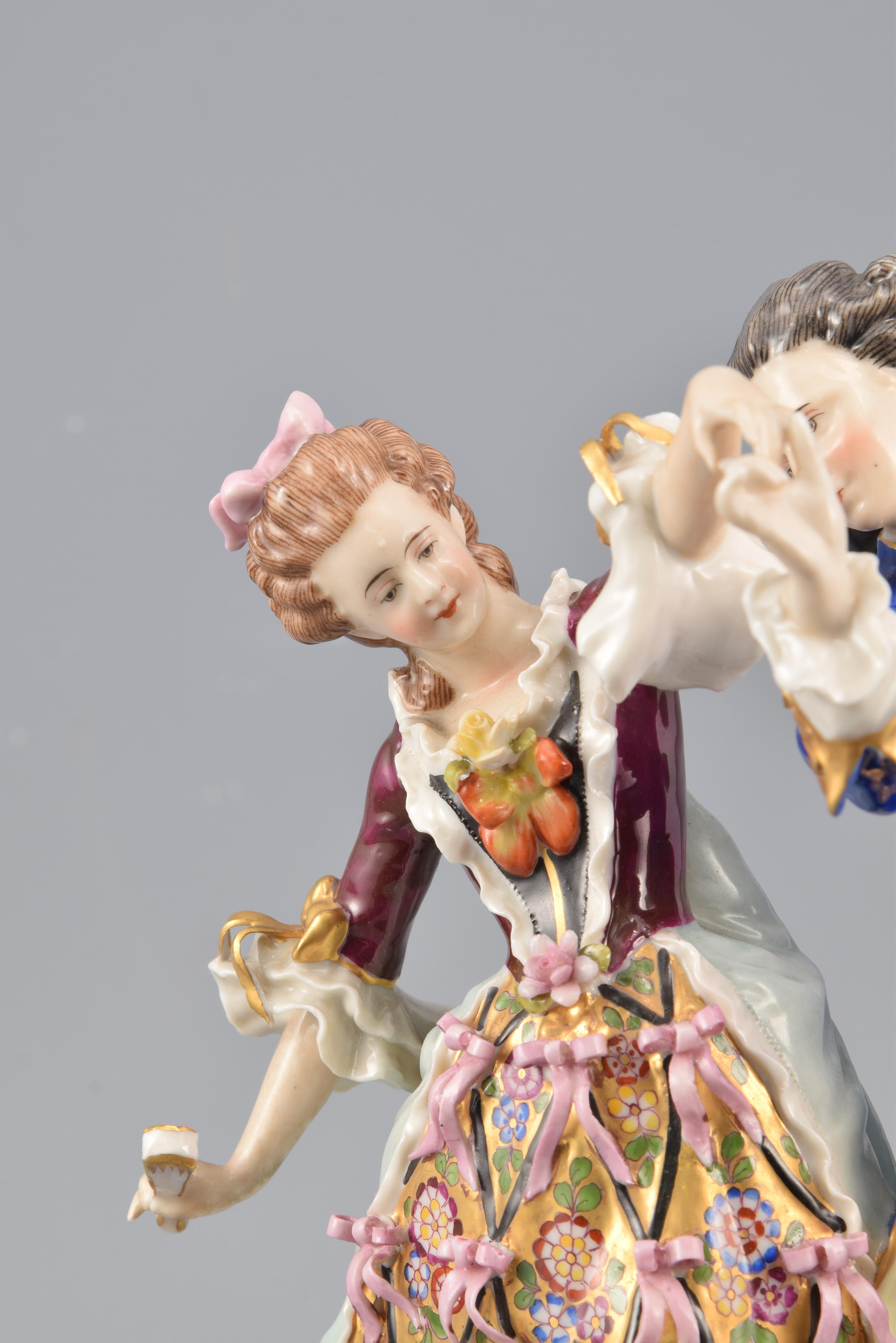 Dancing Couple, Porcelain, Höchst, Germany, 19th Century In Good Condition In Madrid, ES