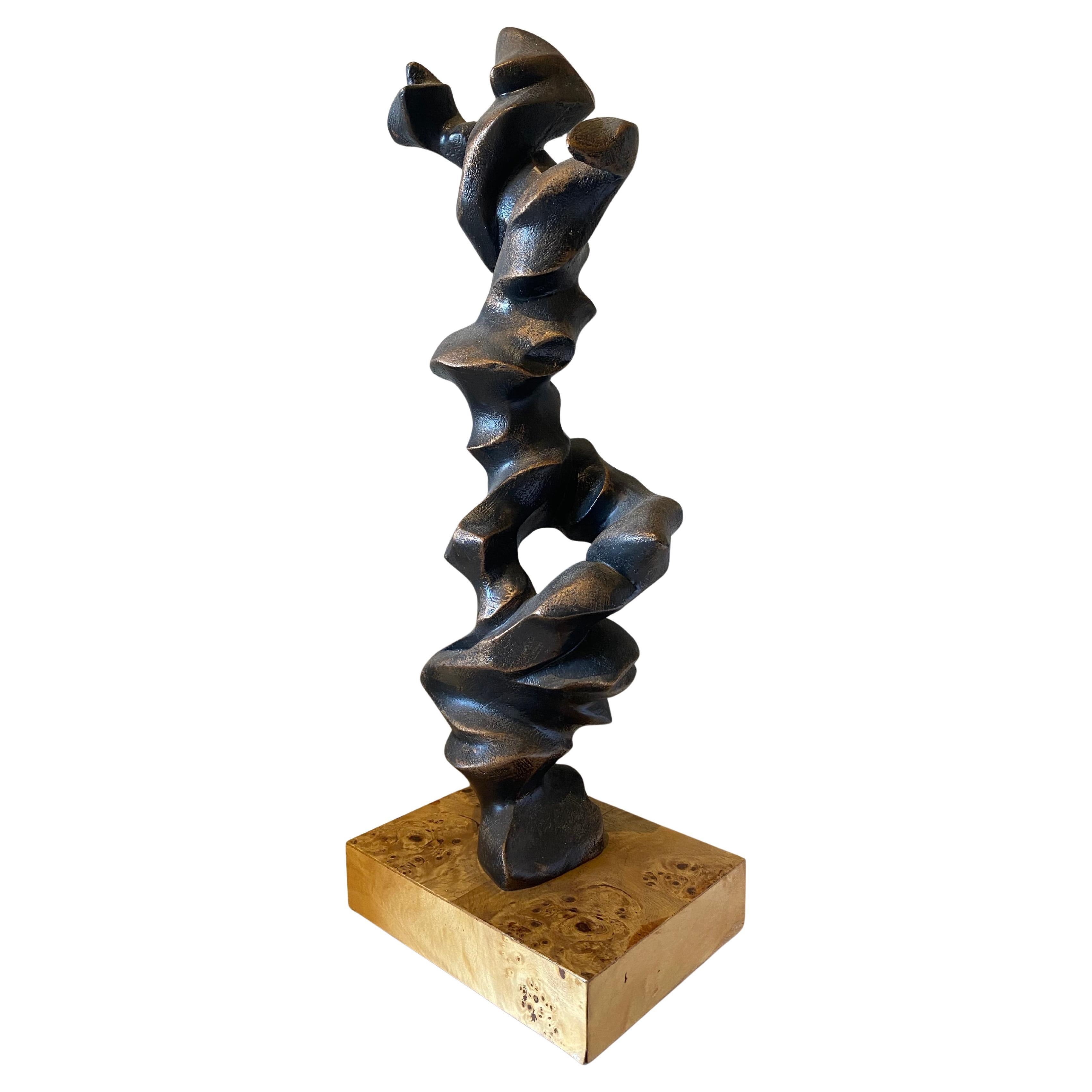 Tanzskulpturen aus Harz, ein Paar im Stil von Umberto Boccioni