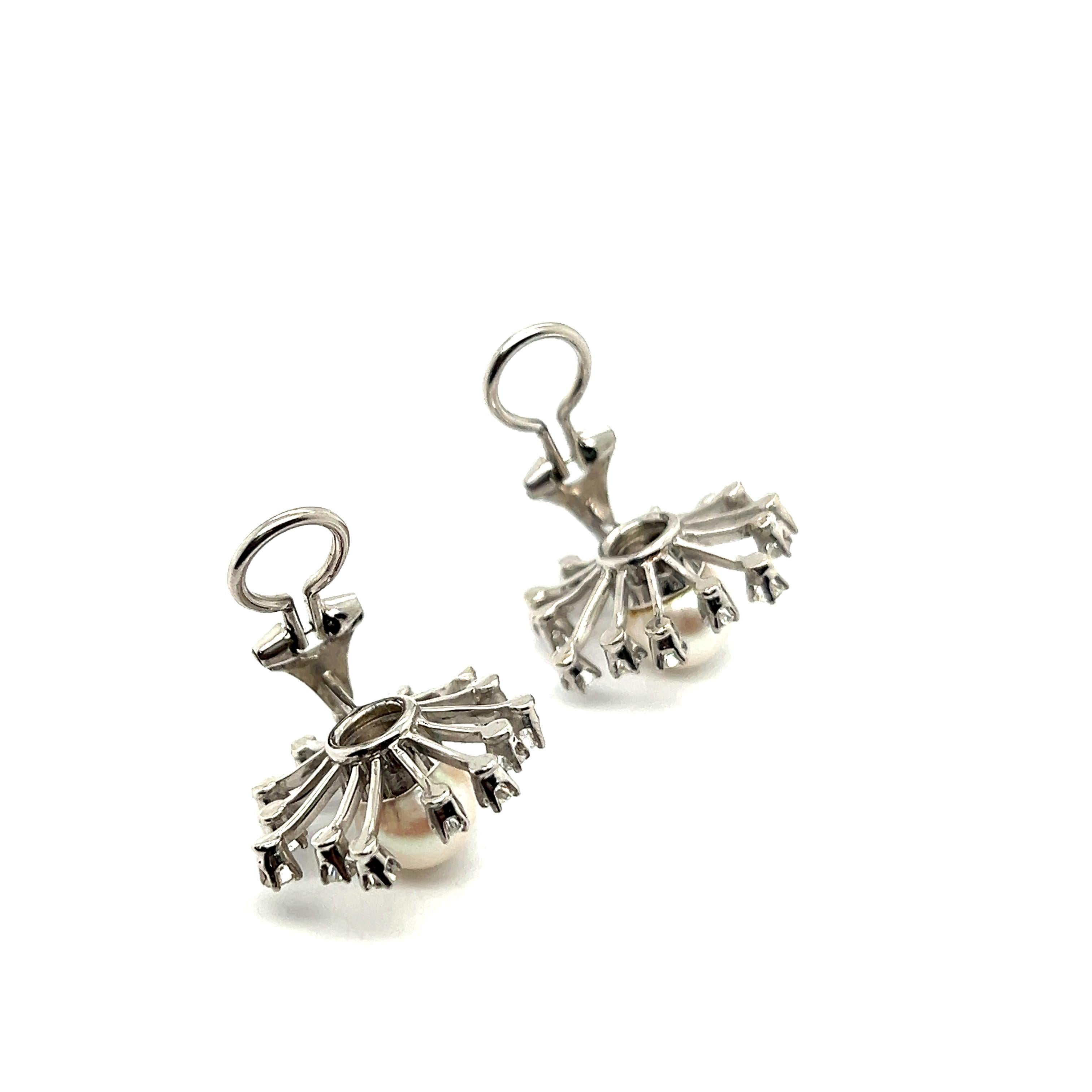 Dandelion Earrings with Cultured Pearls & Diamonds in 18 Karat White Gold For Sale 5