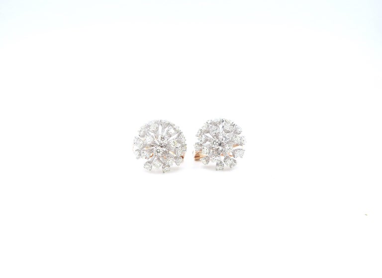 Dandelion Flower Diamond Earrings in 18K White and Rose Gold

Diamond: 1.80ct.
Gold: 18K Gold 7.86g.