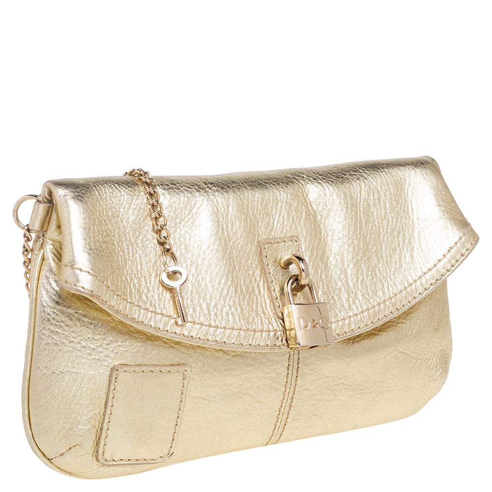 DandG Gold Leather Miss Karen Clutch In Good Condition In Dubai, Al Qouz 2