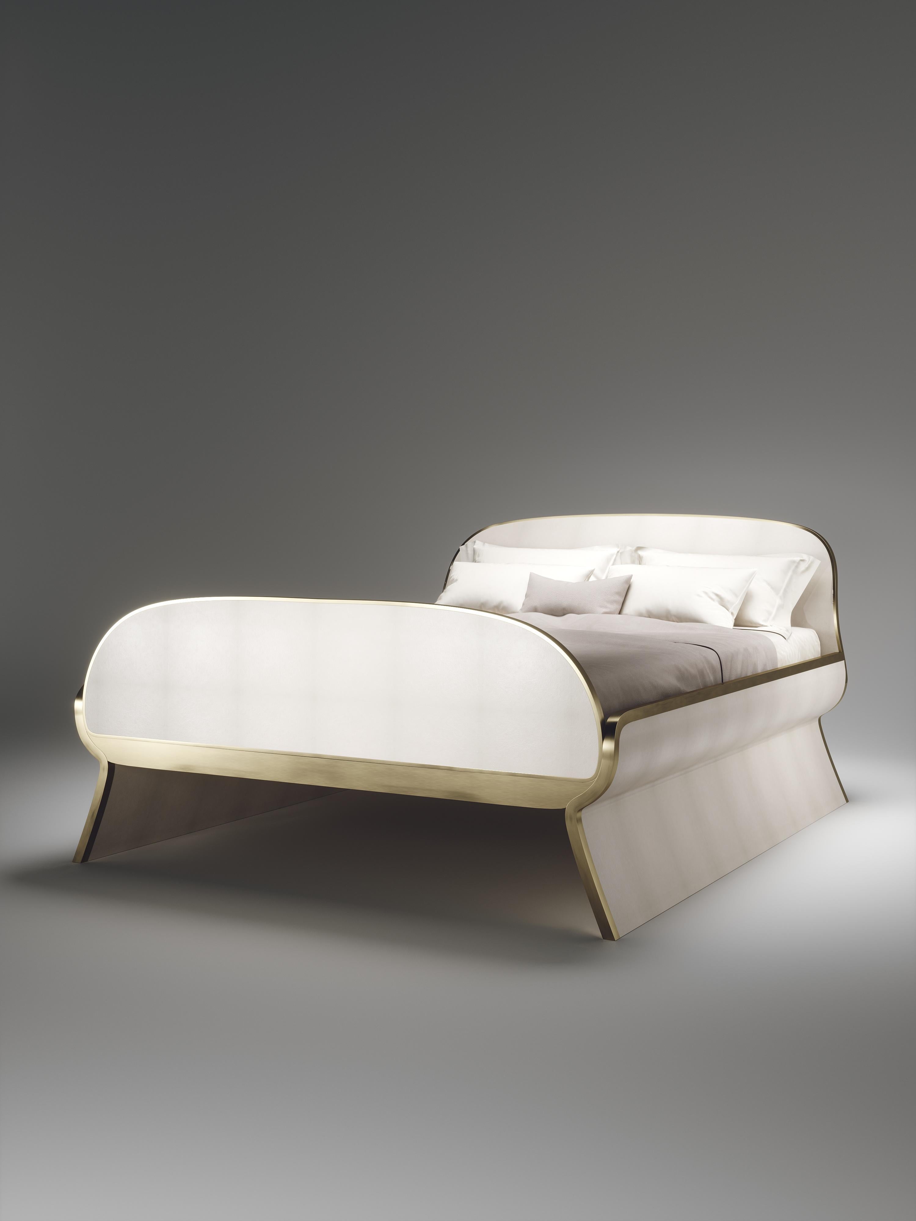 Contemporary Dandy Bed in Grey Shagreen and Bronze-Patina Brass by Kifu Paris For Sale