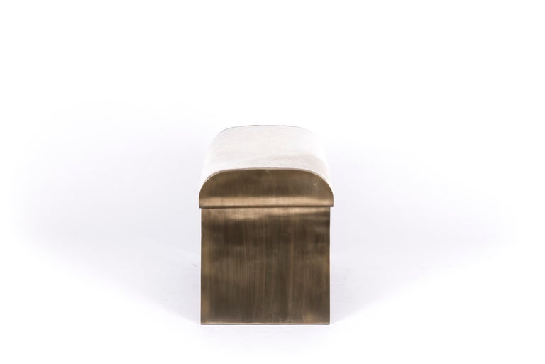 Hand-Crafted Dandy Stool in Cream Shagreen and Bronze-Patina Brass by Kifu, Paris For Sale