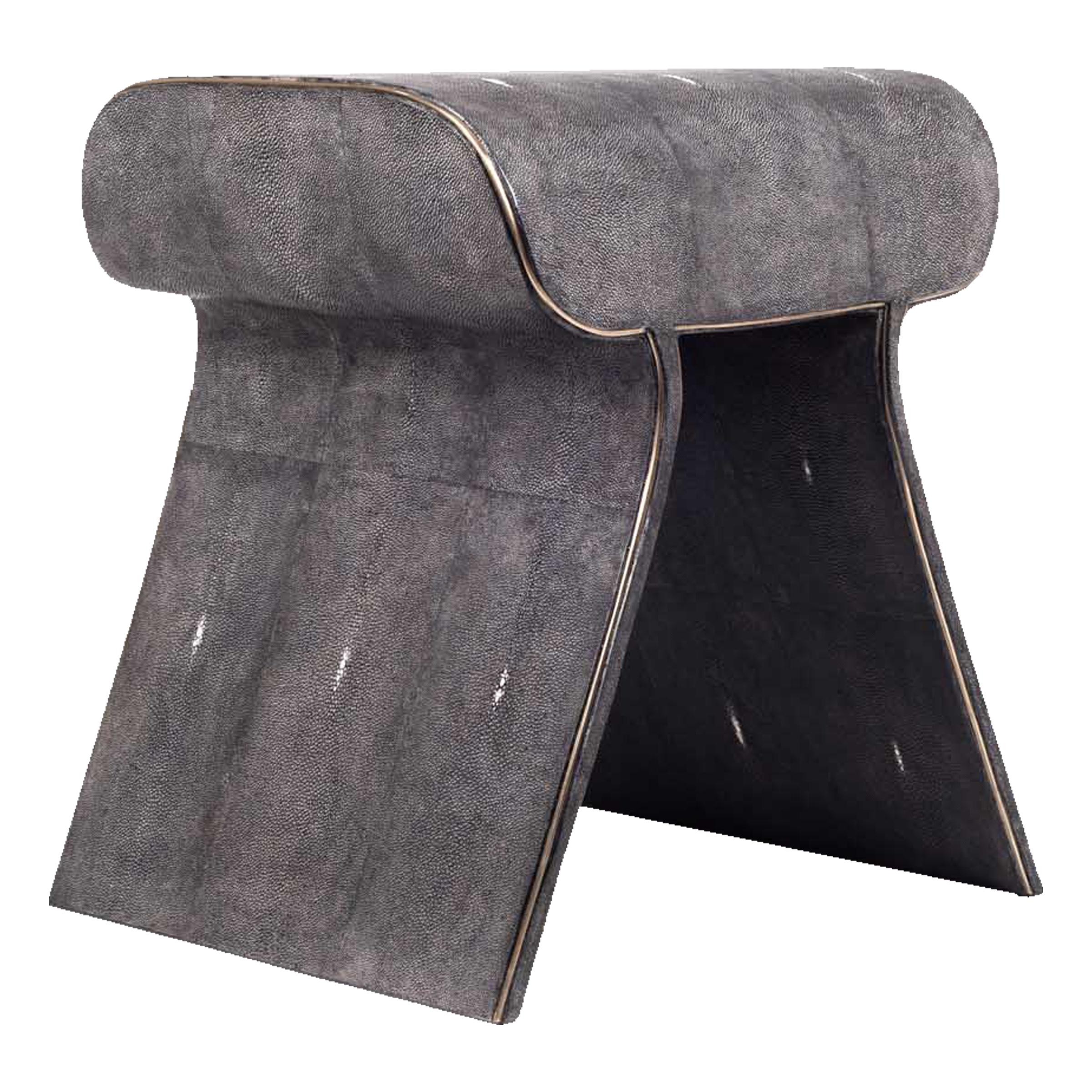 Hand-Crafted Dandy Stool in Cream Shagreen with Bronze-Patina Brass Details by Kifu, Paris For Sale