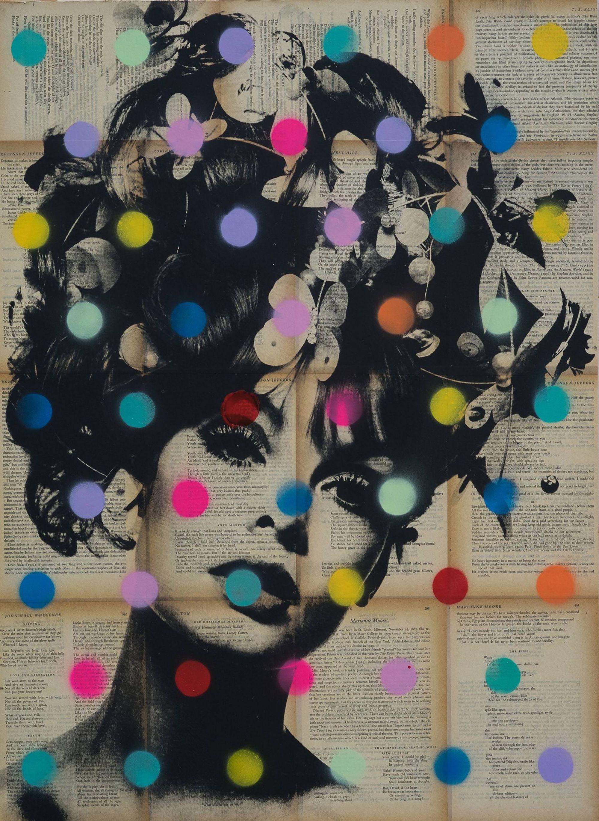 Jean Shrimpton Gepunktet, Mixed Media auf Holzplatte – Mixed Media Art von Dane Shue