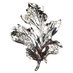 Spilla a forma di foglia d'acero in argento sterling Danecraft n. 24593
