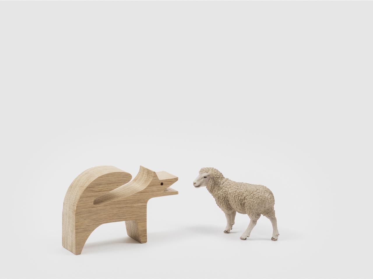 XXIe siècle et contemporain 16 jouets animaliers Danese Milano en bois de chêne massif d'Enzo Mari en vente