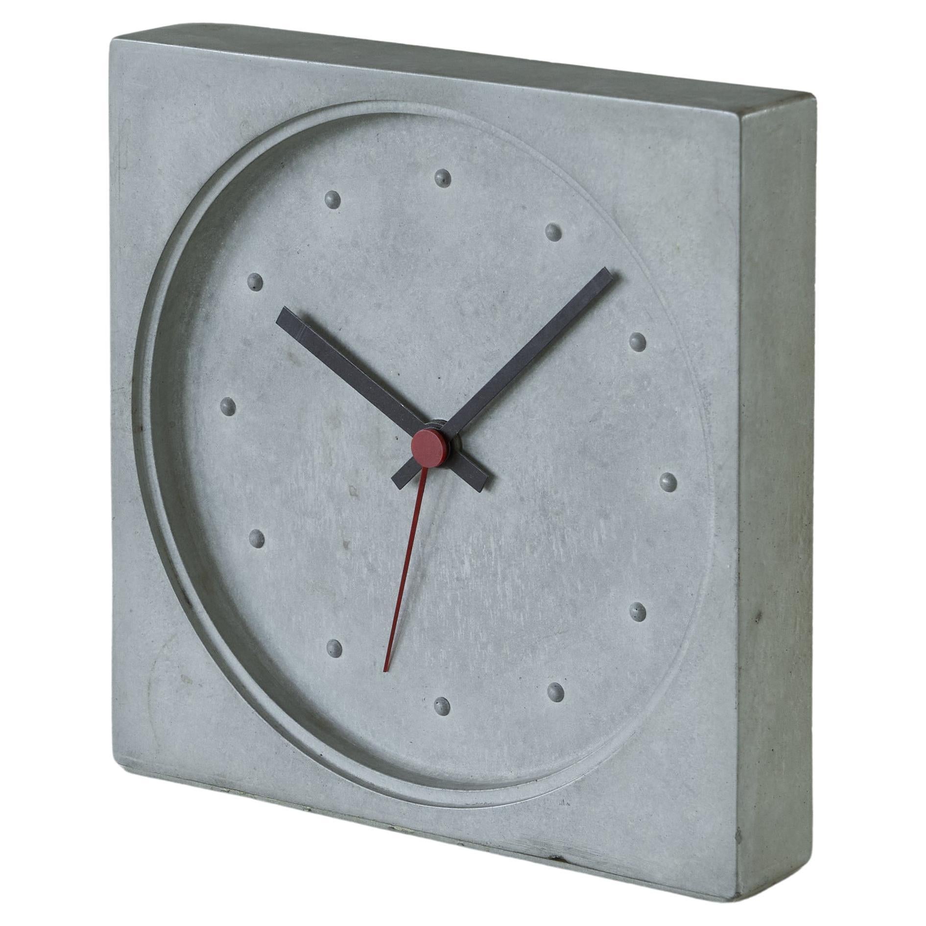 Horloge en béton Danese Milano Kuno Prey, 1986 en vente