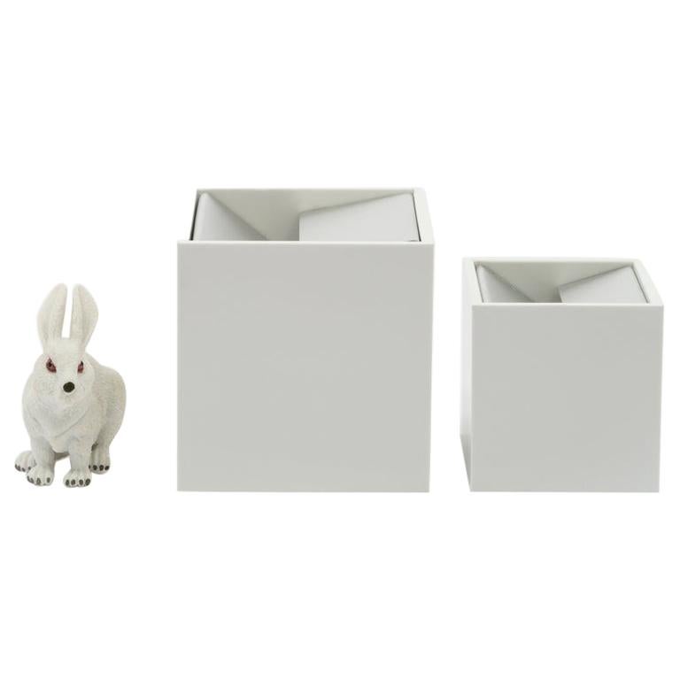 Grand cendrier Cubo Danese Milano en aluminium blanc de Bruno Munari