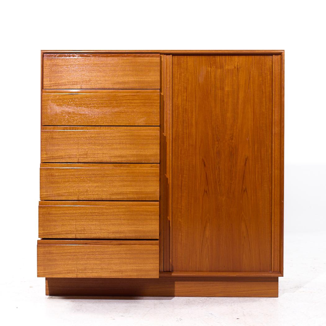 Danflex Armadio Highboy con porta a tamburo in teak della metà del secolo scorso in vendita 2