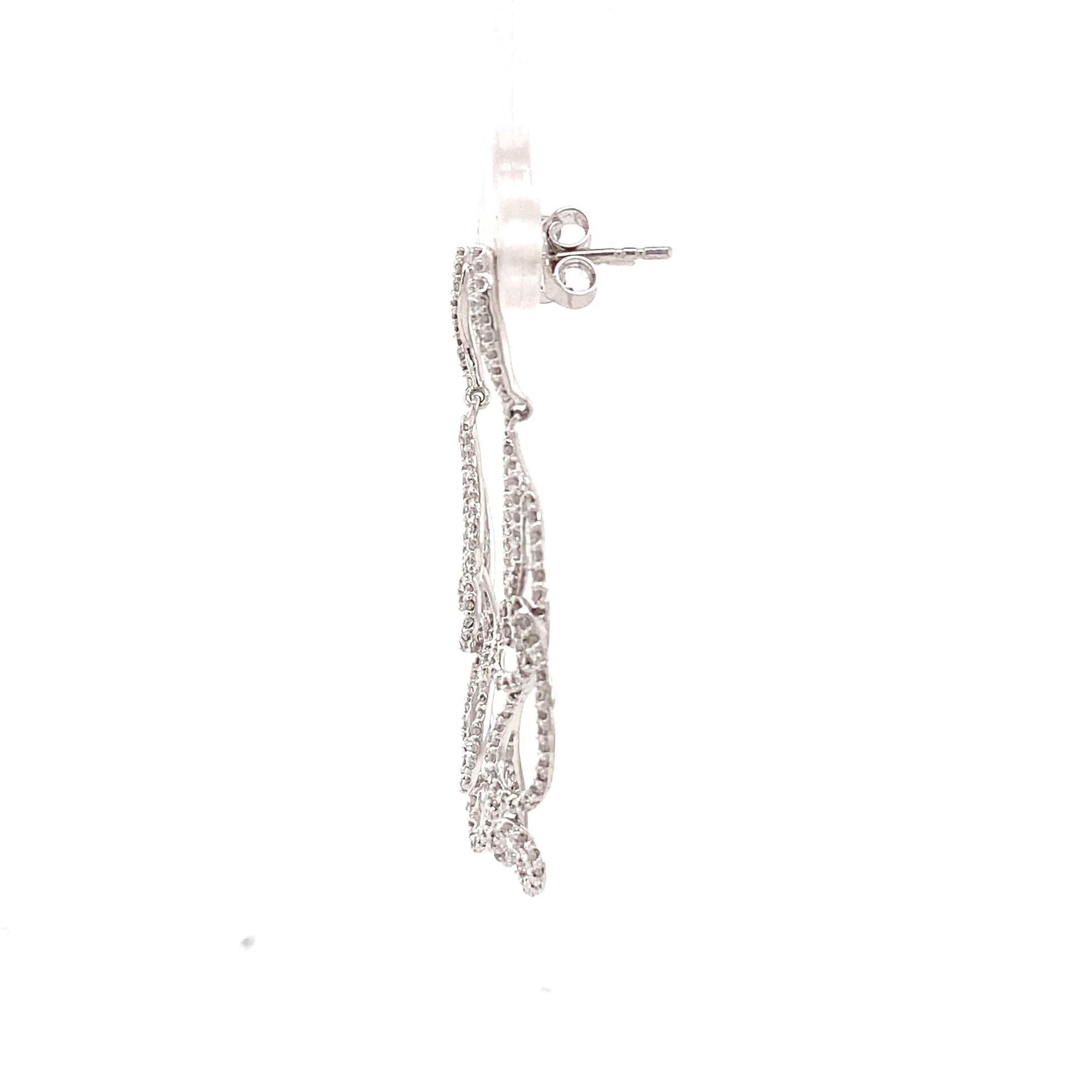 Diamant-Kronleuchter-Ohrringe aus 14k massivem Gold (zertifiziert) im Zustand „Neu“ im Angebot in New Delhi, DL
