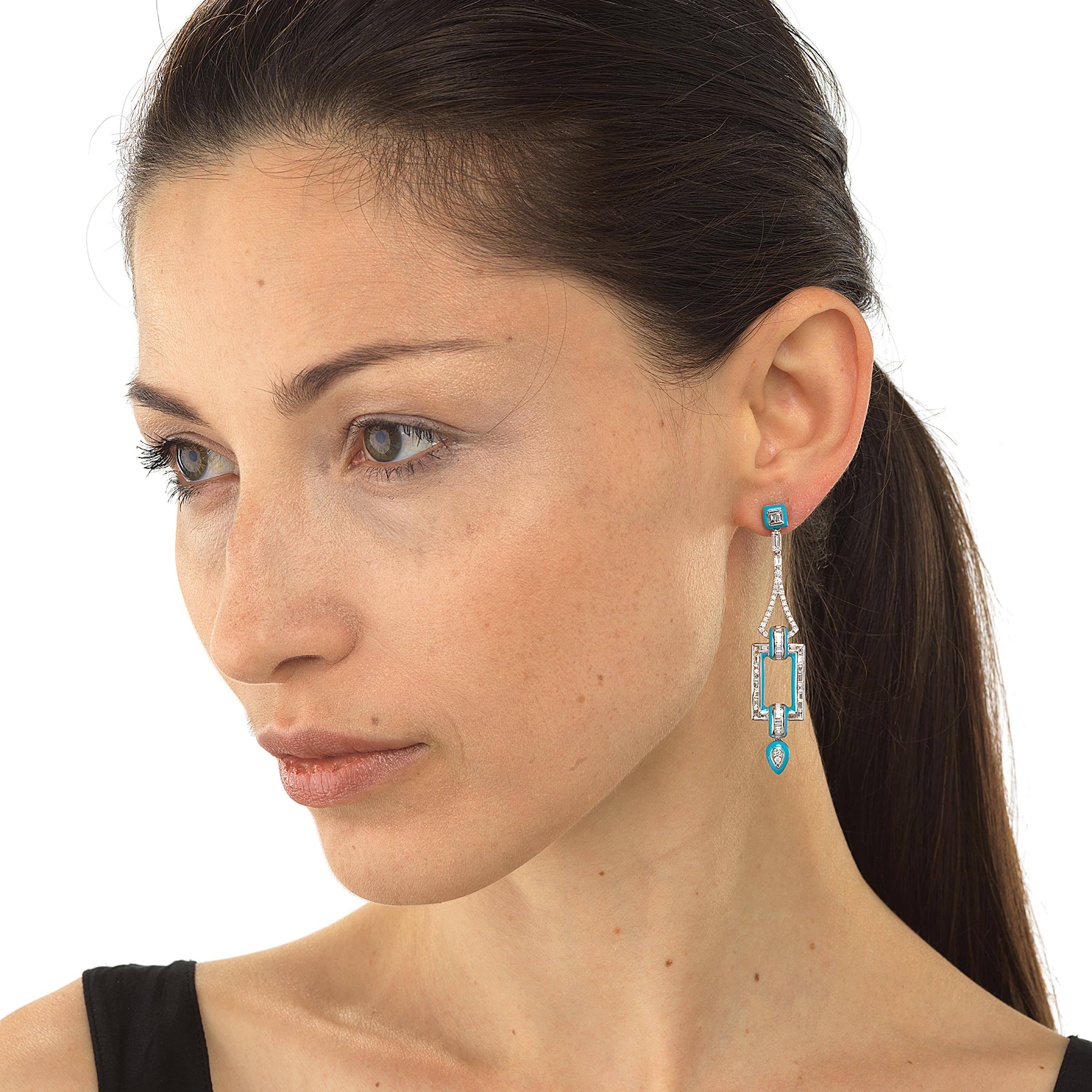 Dangle Diamond Earring in 18 Karat White Gold with Enamel In New Condition In New York, NY