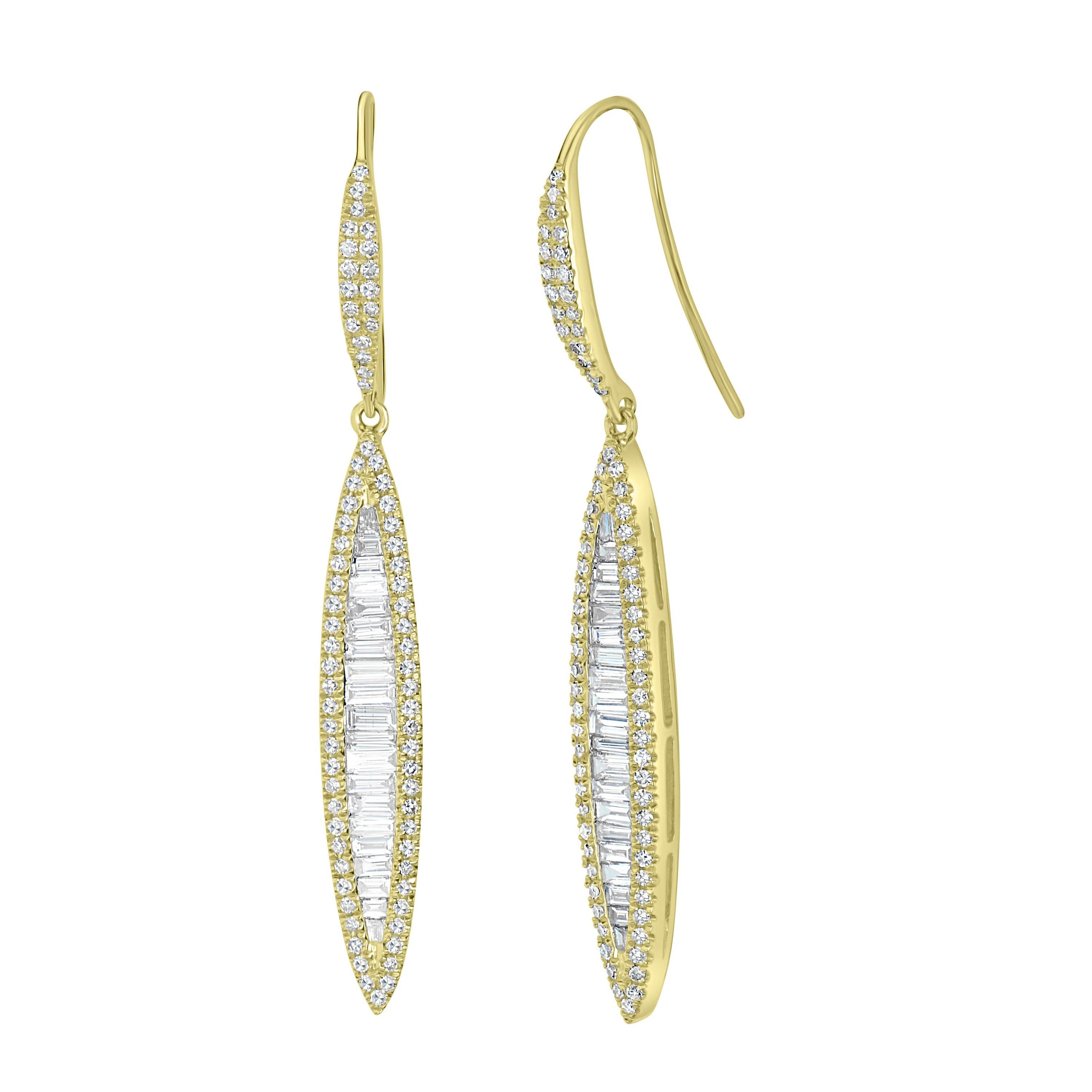 110,59ct Crystal and Black Diamonds Earrings in 18K Yellow Gold For