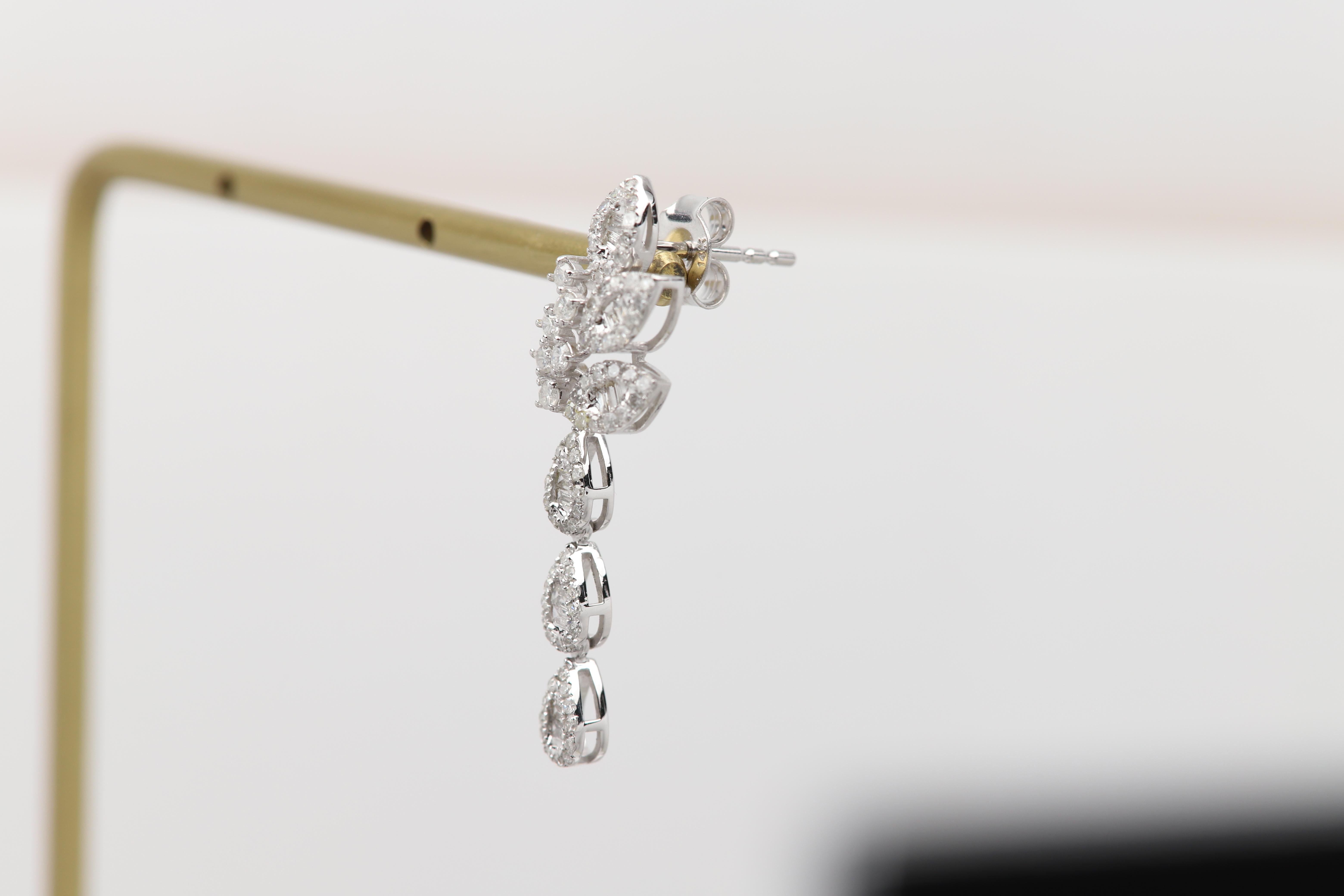 Lange Ohrringe mit Diamant-Ohrring aus echtem 14k Weißgold im Angebot 6