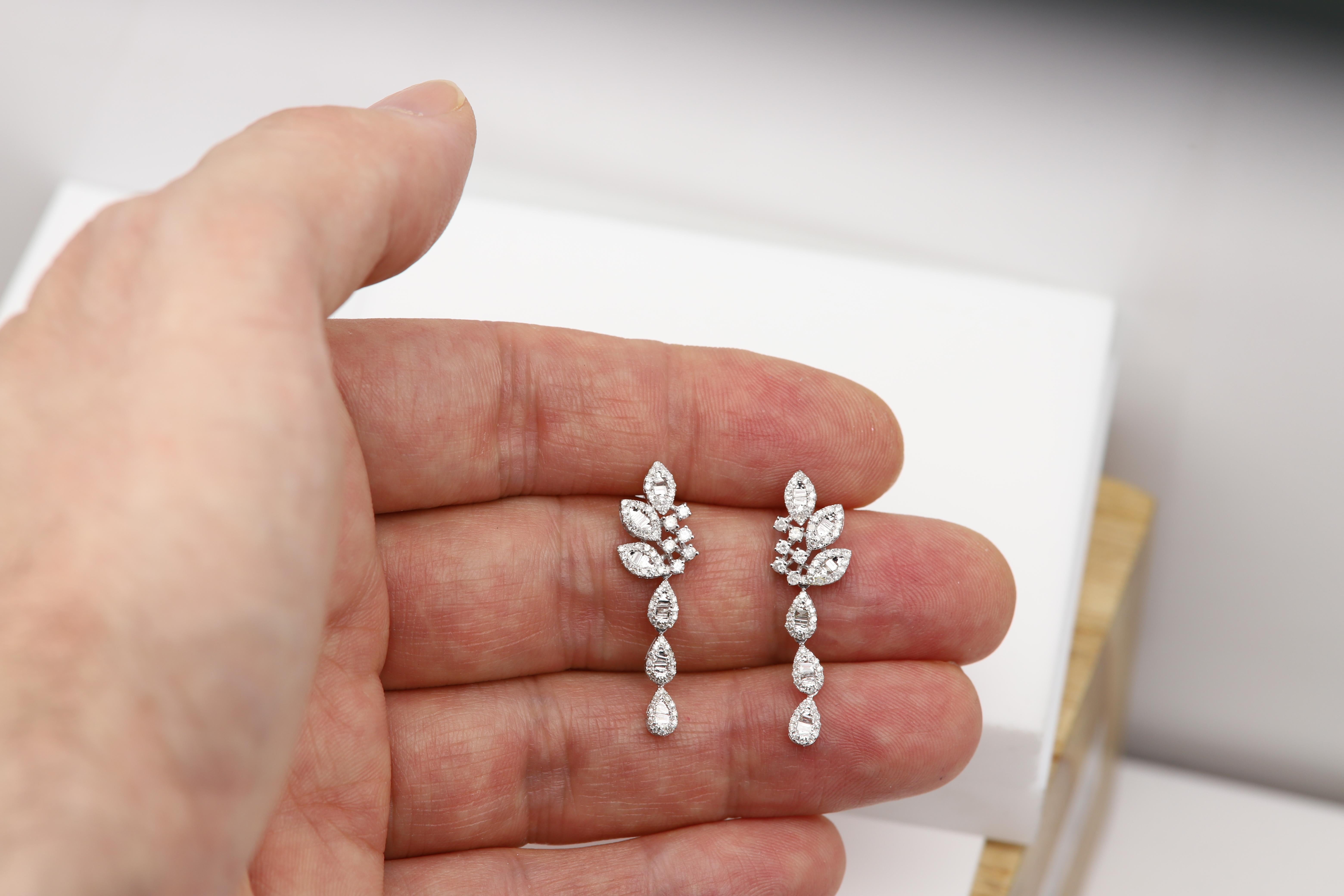 Lange Ohrringe mit Diamant-Ohrring aus echtem 14k Weißgold im Angebot 4