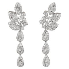 Orecchino con diamante pendente in oro bianco 14k Orecchini lunghi