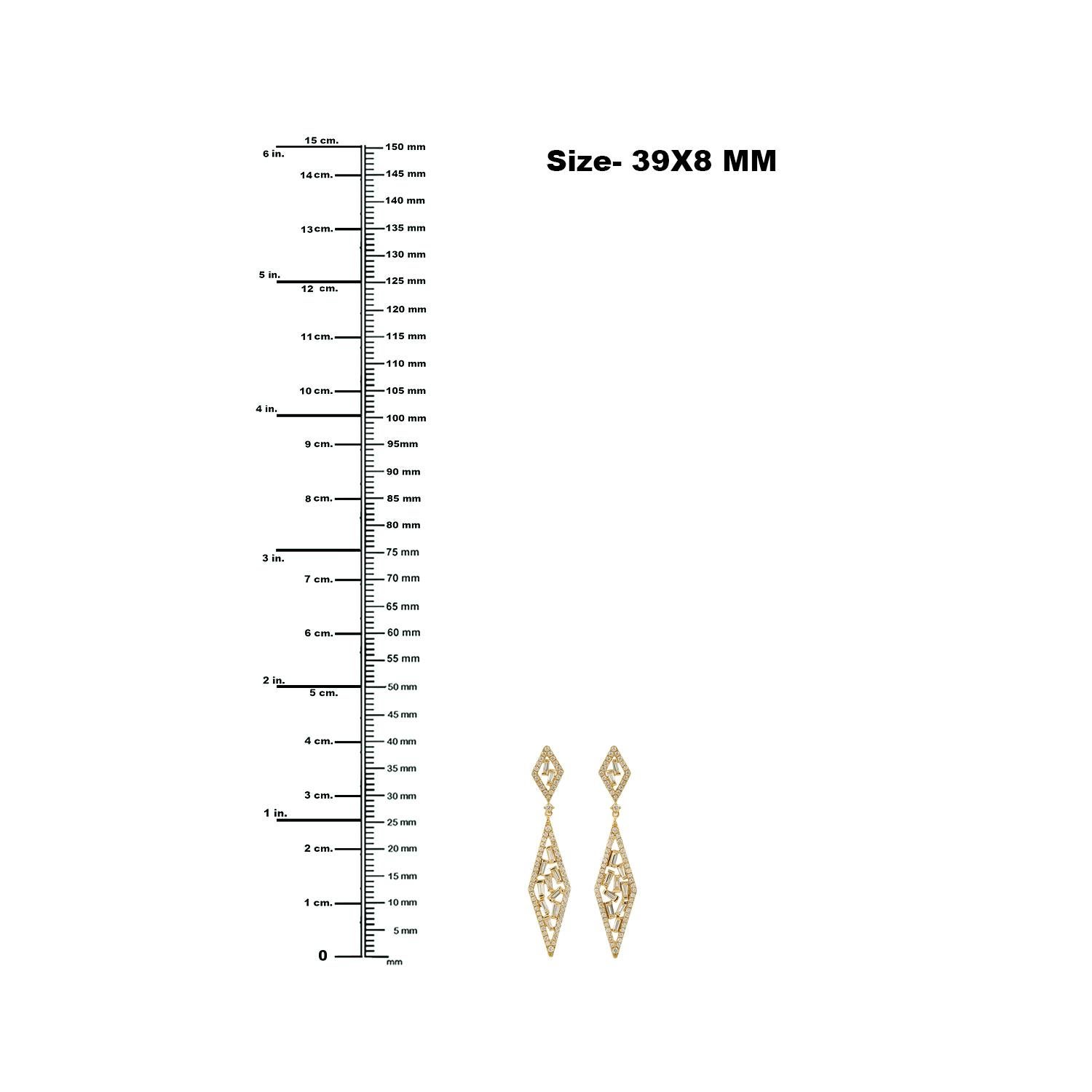 Mixed Cut Dangle Earring with Baguette Diamonds Made in 18k Yellow Gold For Sale