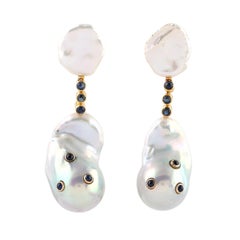 Dangle Earring with Baroque Pearl Embellished with Sapphire in 18k Gold