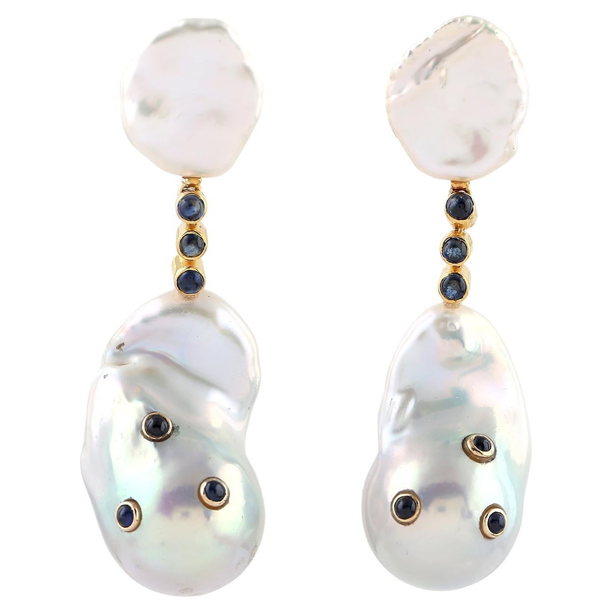 Dangle Earring with Baroque Pearl Embellished with Sapphire in 18k Gold For Sale