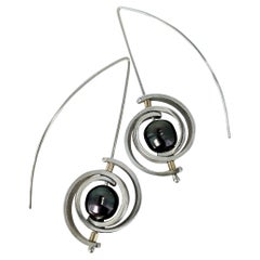 Dangle Earrings in Sterling Silver with Baroque Tahitian Pearls