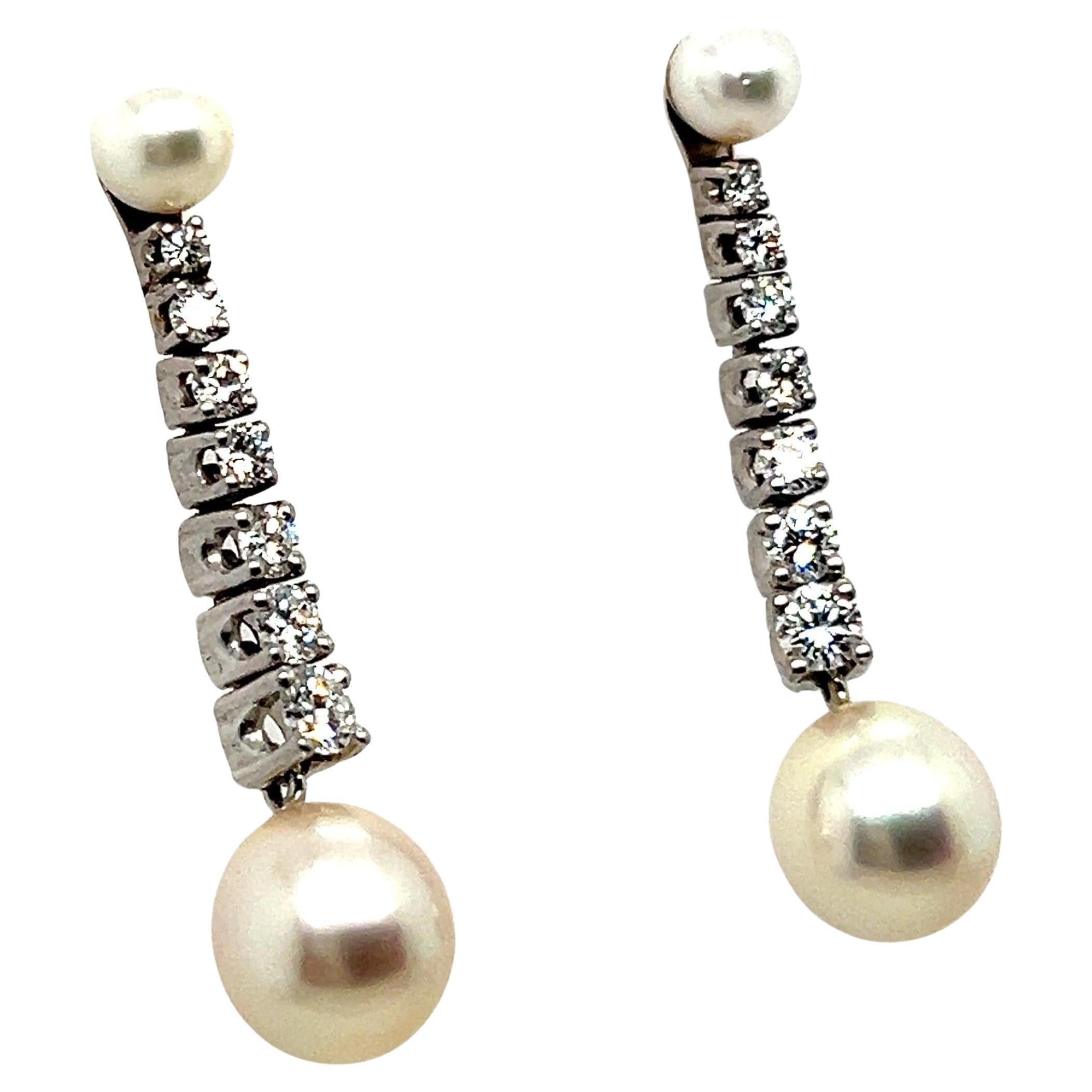 Dangle Earrings with Akoya Pearls and Diamonds in 18 Karat White Gold For Sale