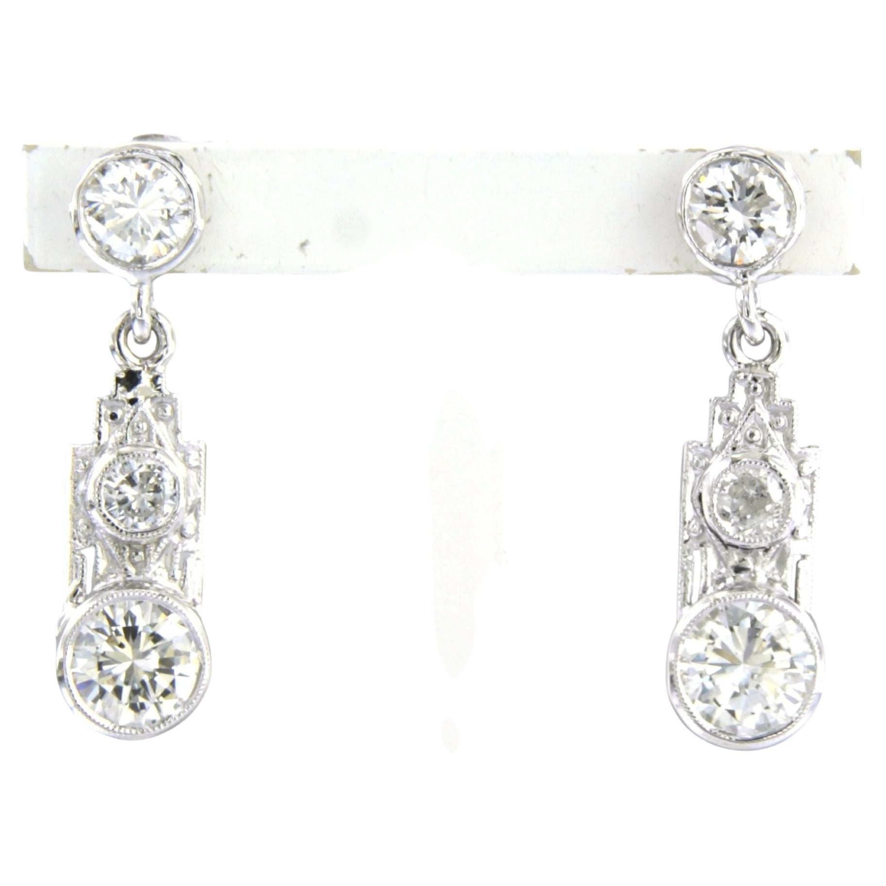 Orecchini pendenti con diamanti a taglio brillante fino a 1,60 ct, in oro 14k
