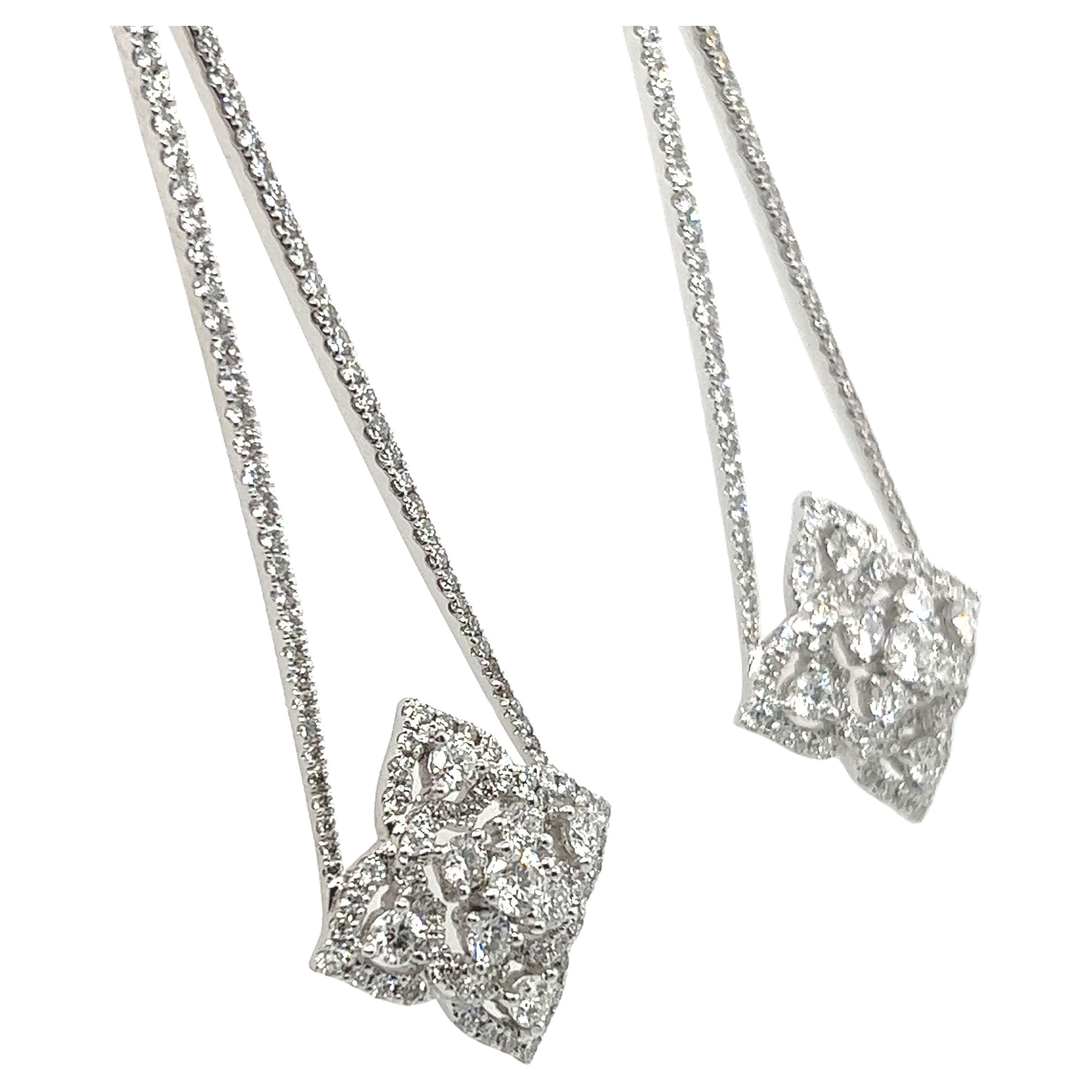 Modern Dangle Earrings with Diamonds in 18 Karat White Gold  For Sale