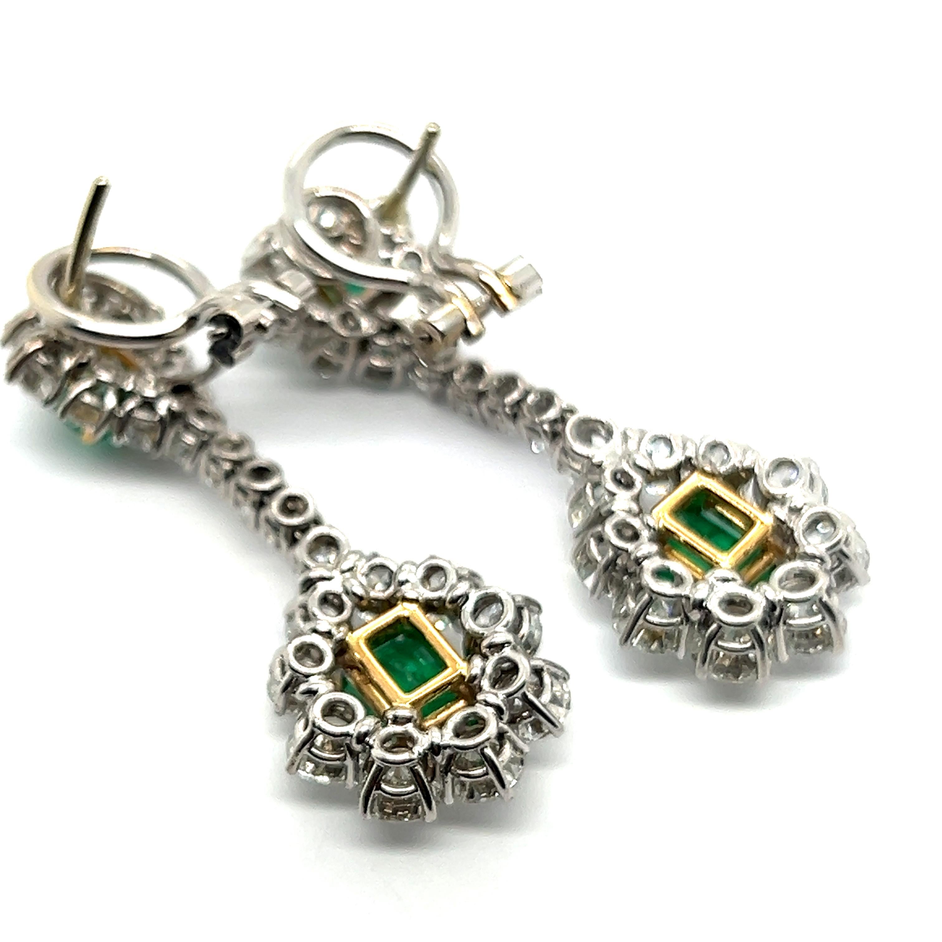 Dangle Earrings with Emeralds & Diamonds in  18 Karat White Gold For Sale 3