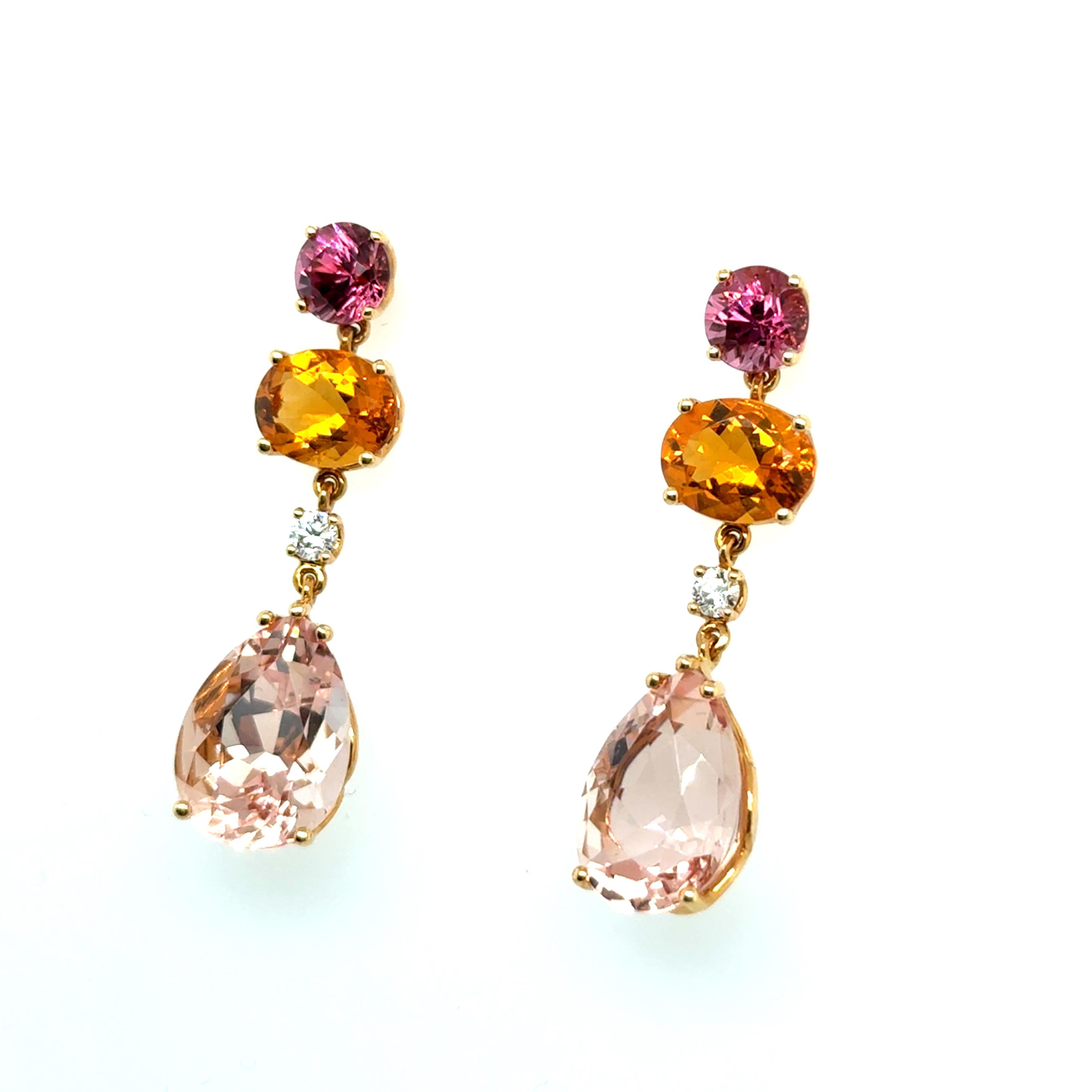 Modern Dangle Earrings with Gemstones in 18 Karat Red Gold by Lohri For Sale