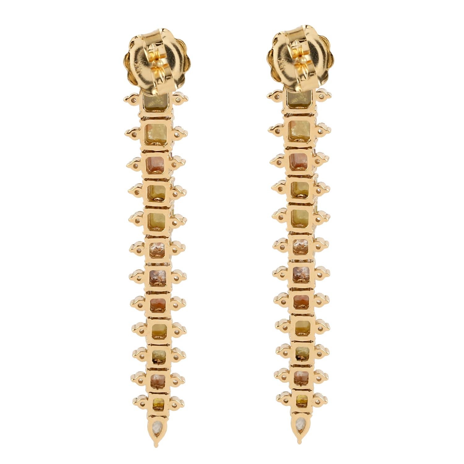 Art Déco Orecchini lunghi con diamanti di design affusolati in oro rosa 18 carati in vendita